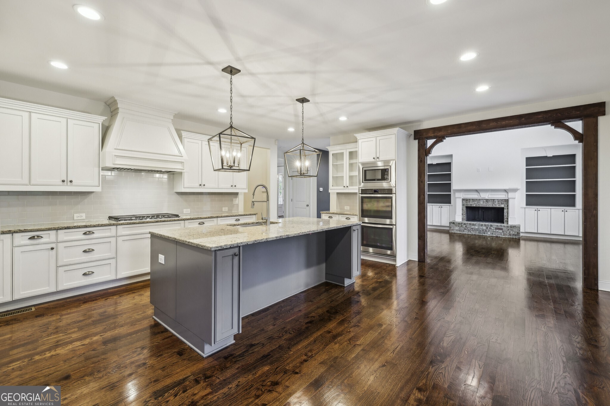 3705 Williams Point Drive, Cumming