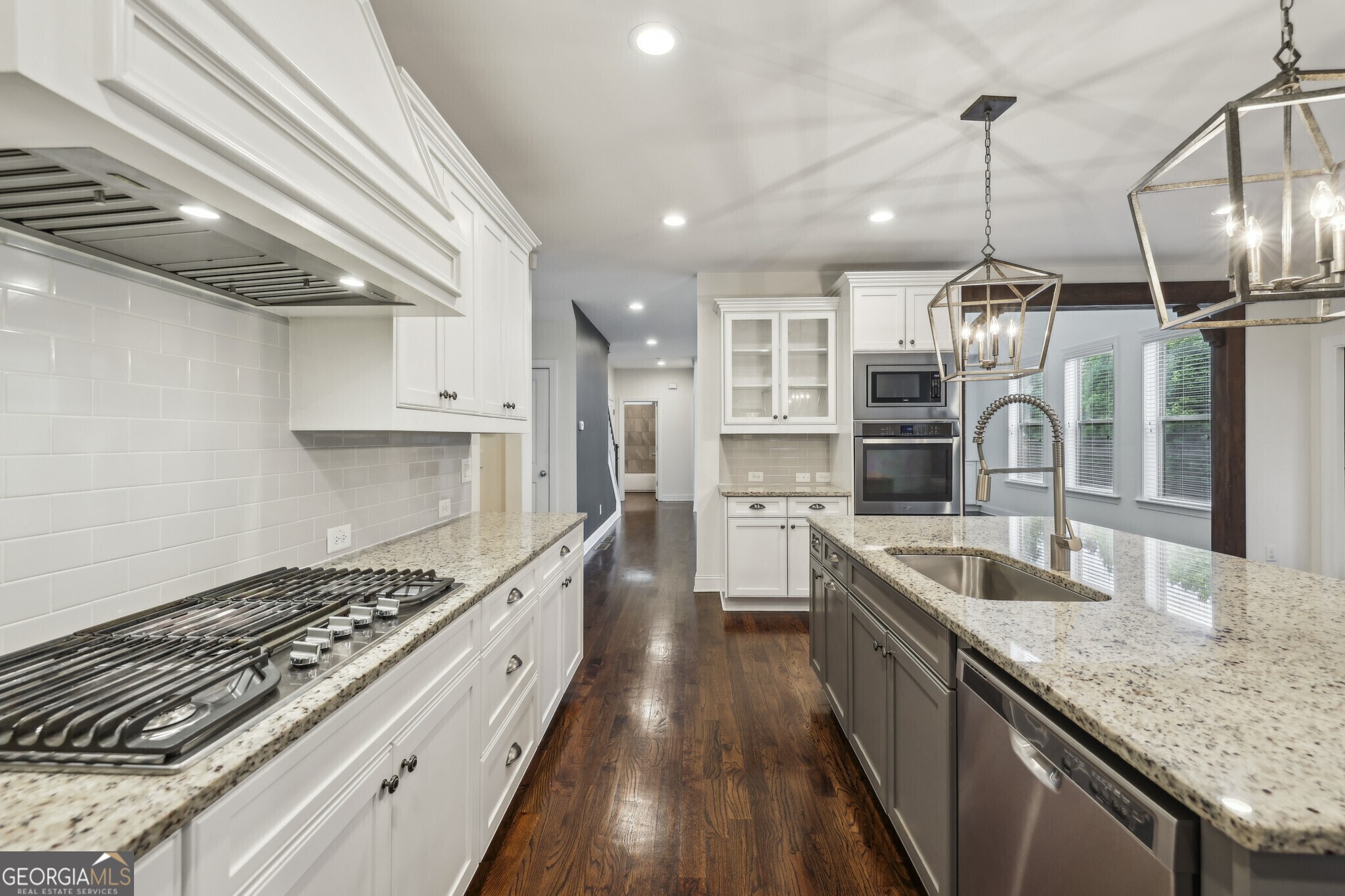 3705 Williams Point Drive, Cumming