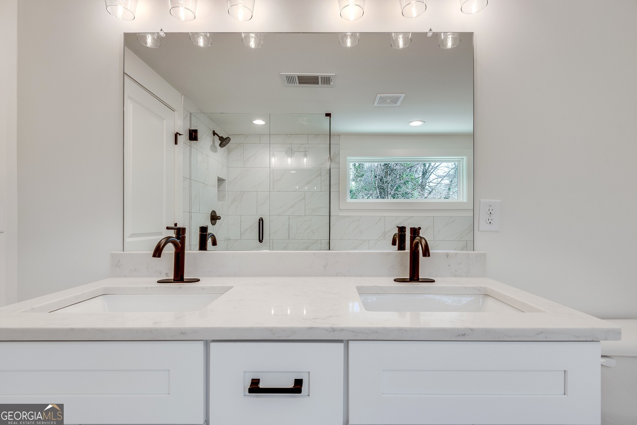 1861 Dyer Circle, Chamblee