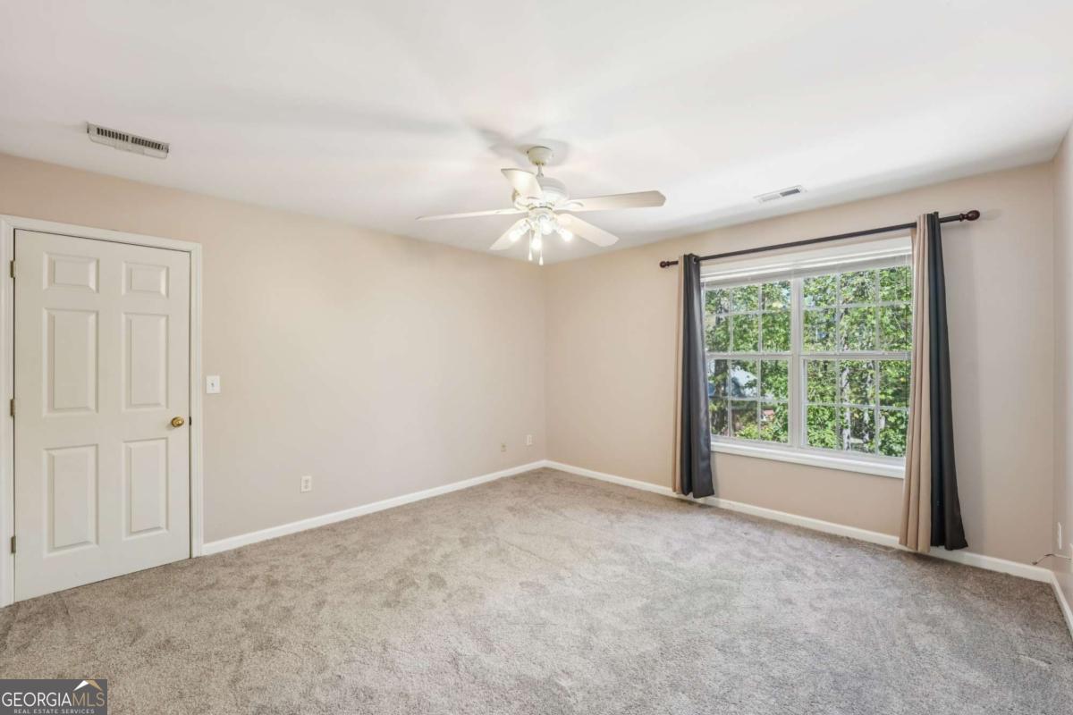 155 Matthew Way, Fayetteville