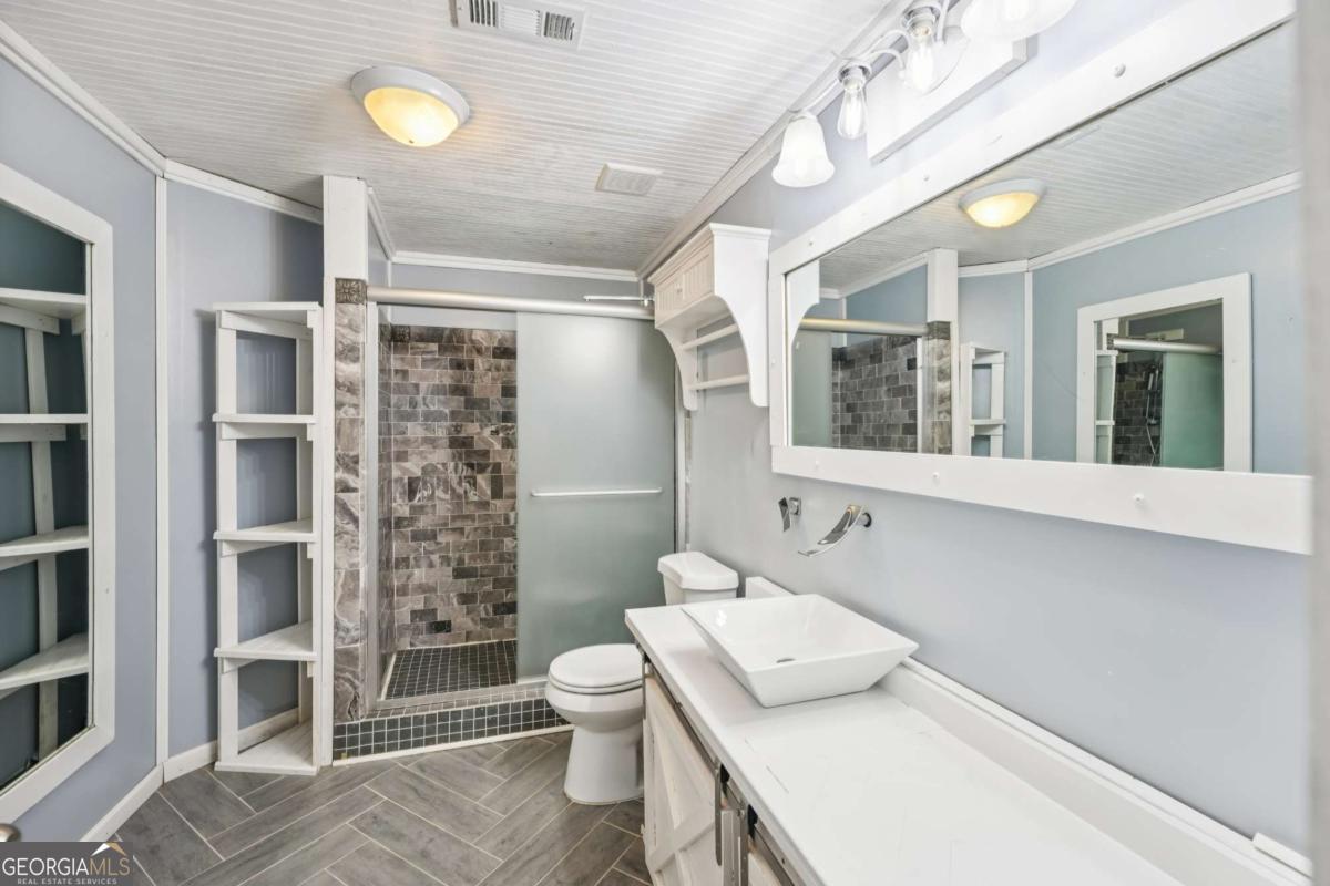 155 Matthew Way, Fayetteville