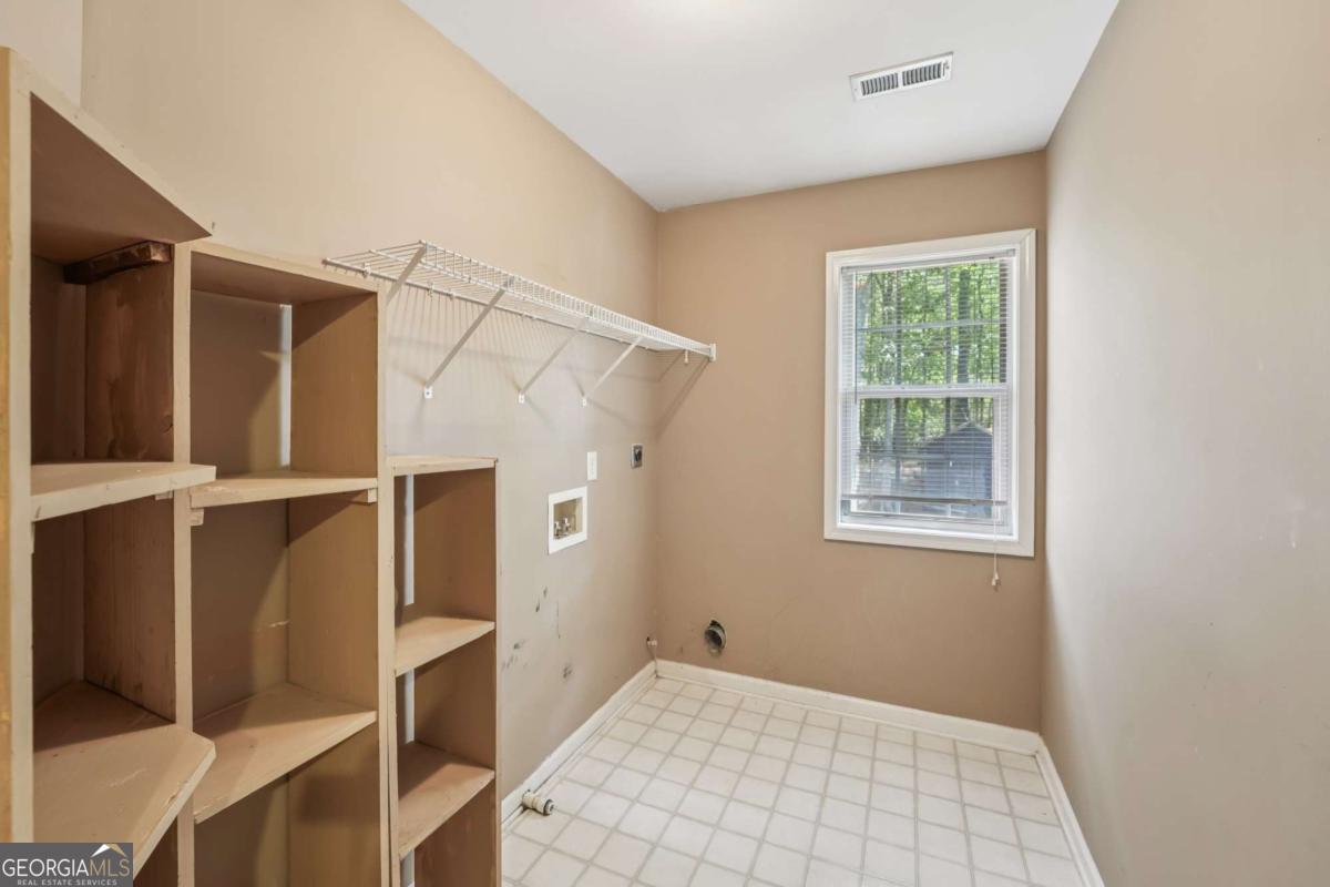 155 Matthew Way, Fayetteville