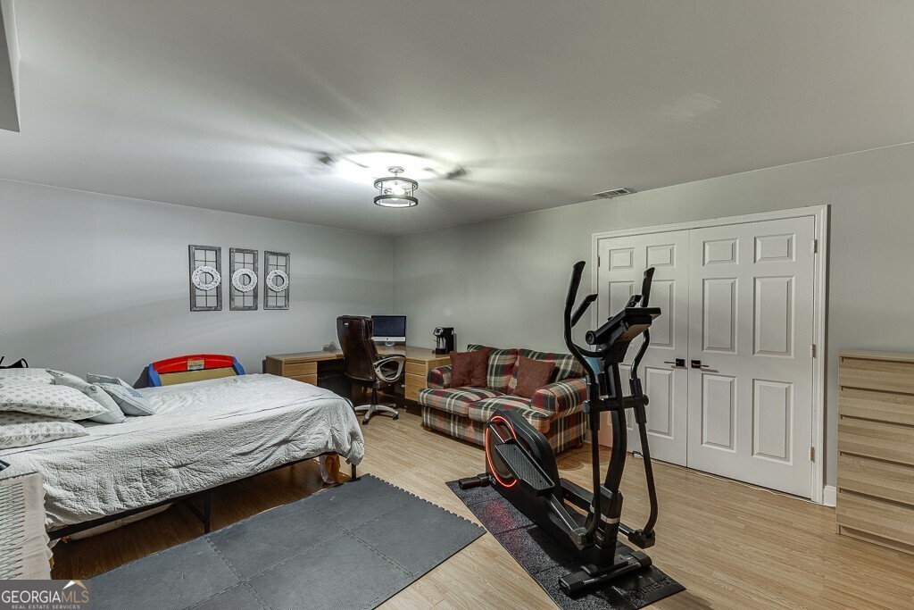 176 Village Drive, Jefferson