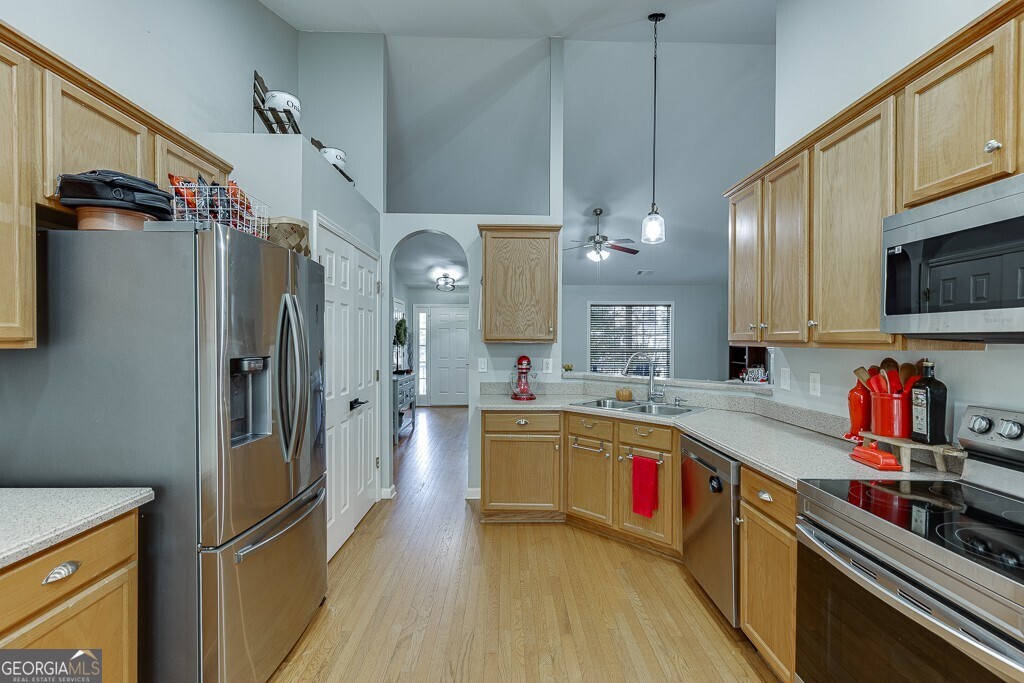 176 Village Drive, Jefferson