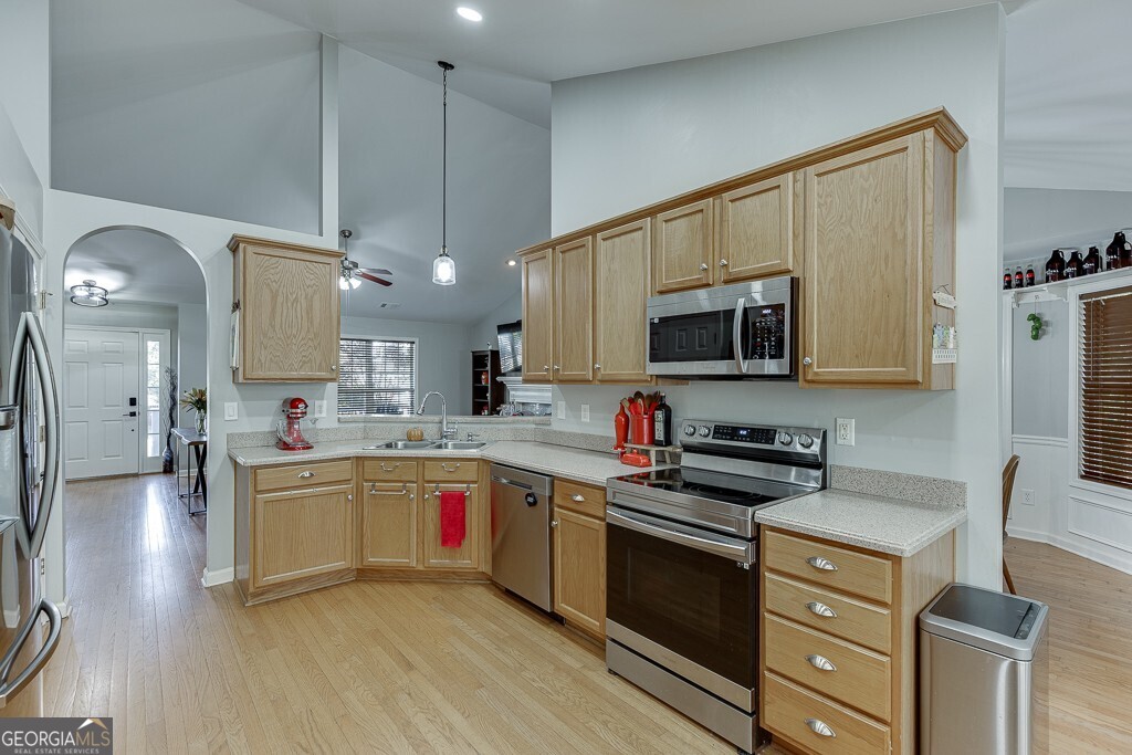 176 Village Drive, Jefferson