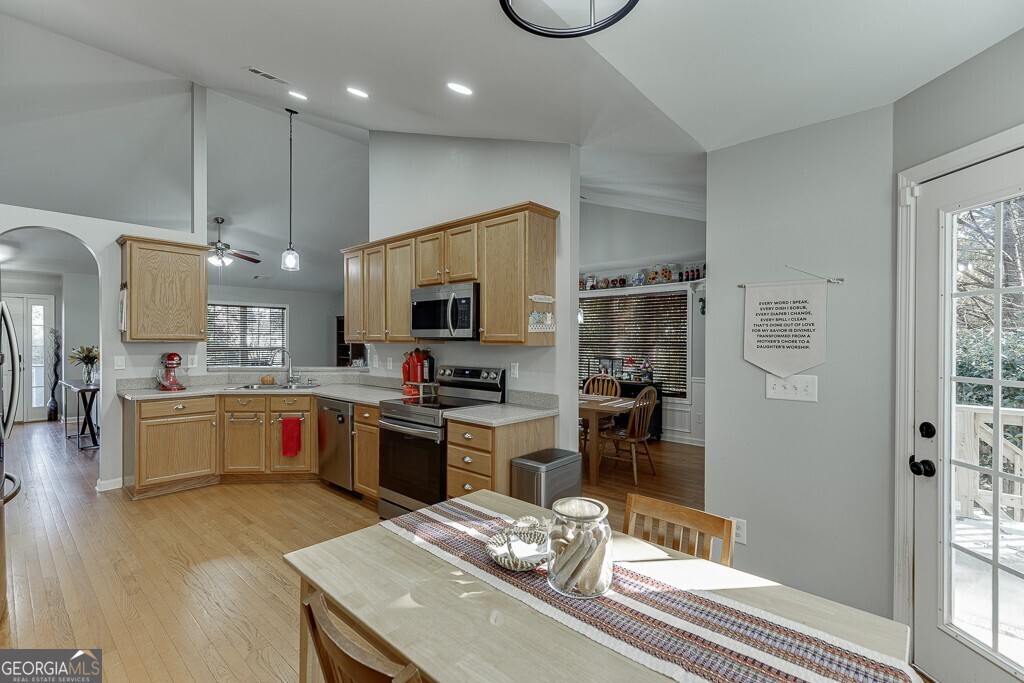 176 Village Drive, Jefferson