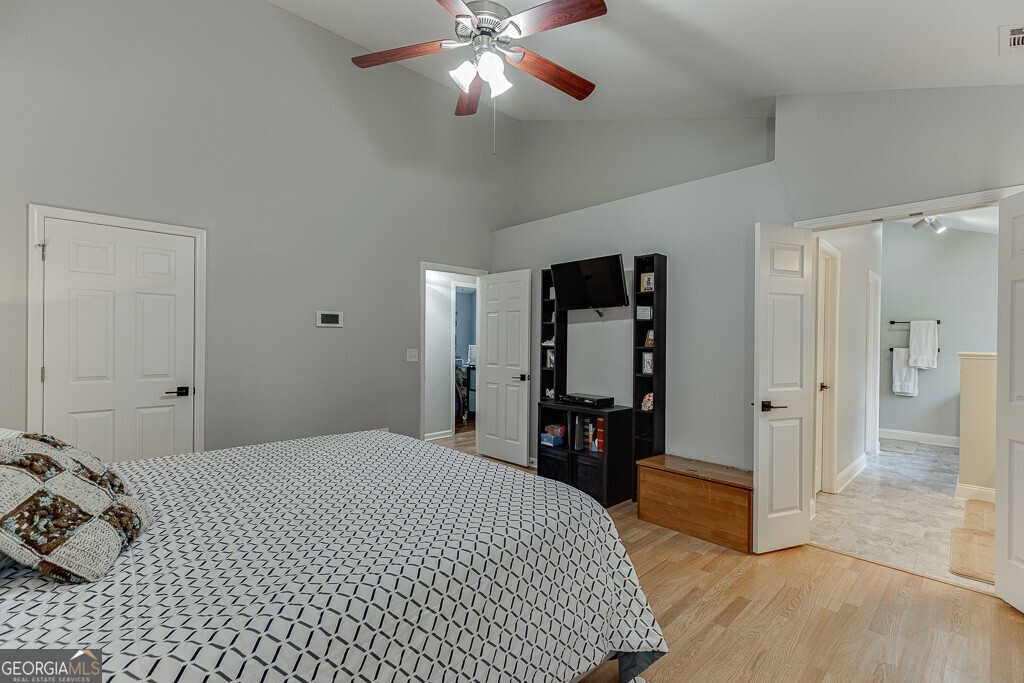 176 Village Drive, Jefferson