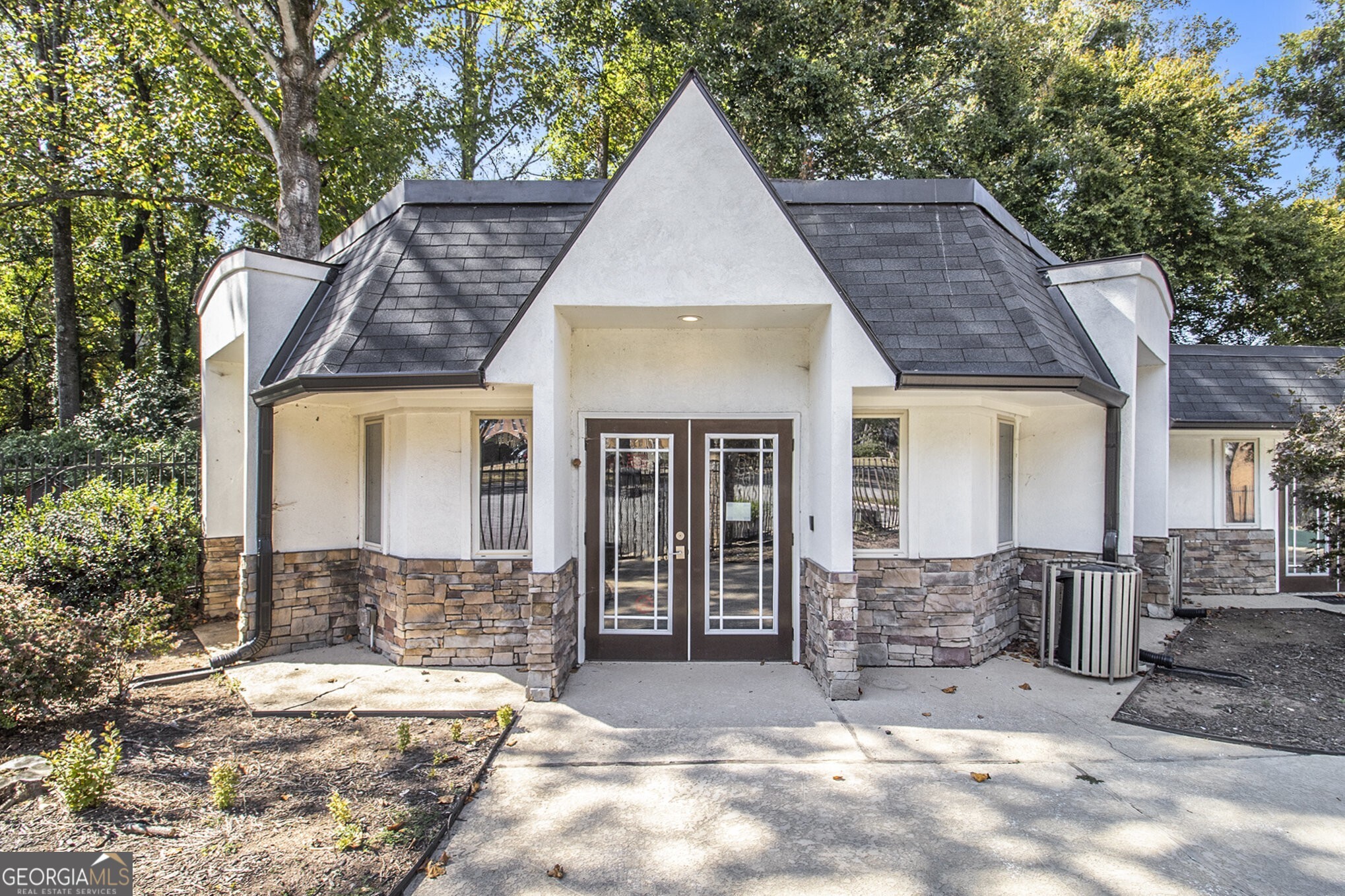 205 Winding River Drive # B, Atlanta Unit: B