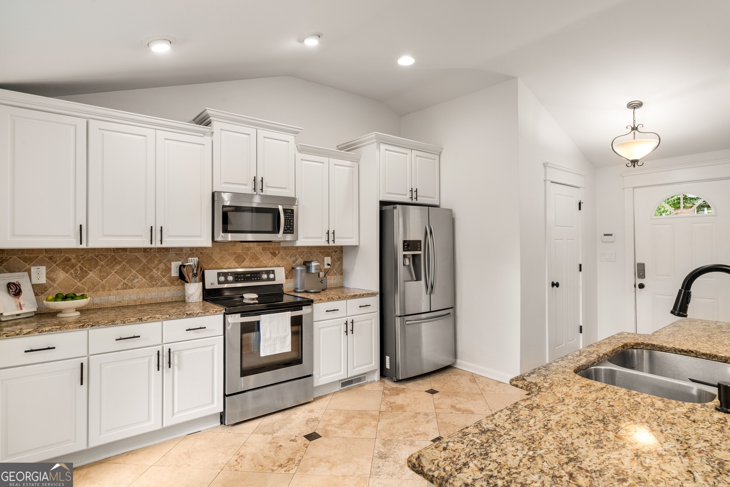 6825 Sunny Brook Lane, Atlanta