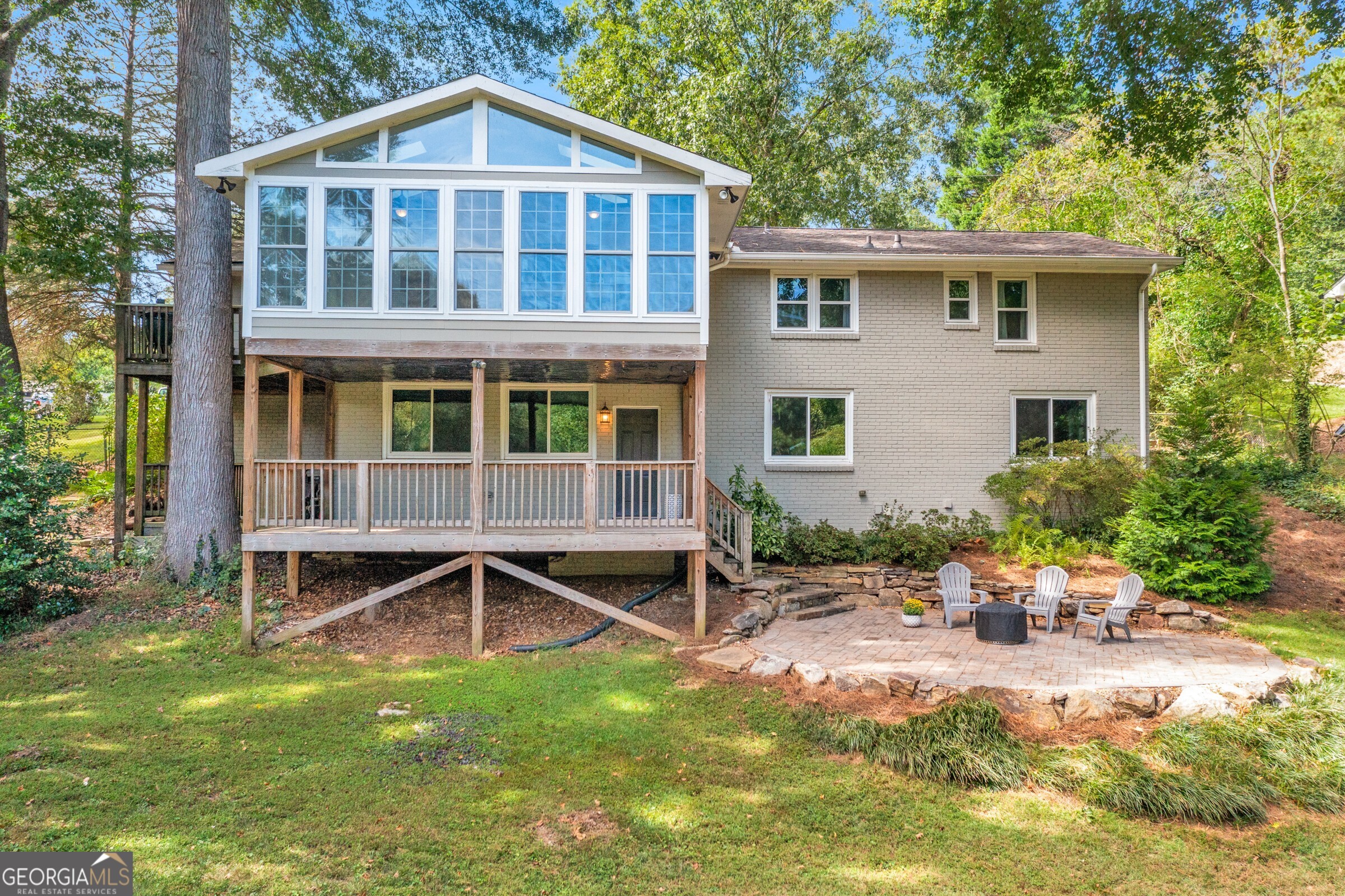 6825 Sunny Brook Lane, Atlanta