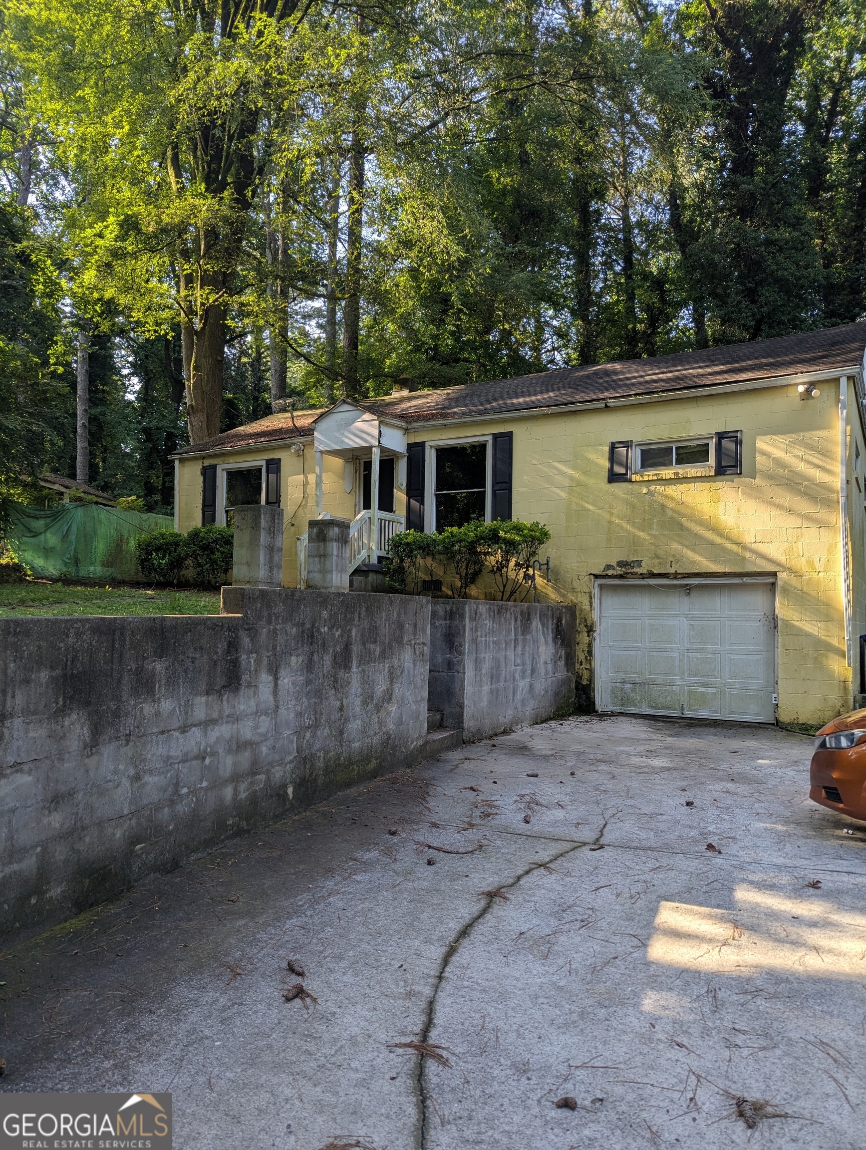 1750 Beechwood Boulevard SW, Atlanta