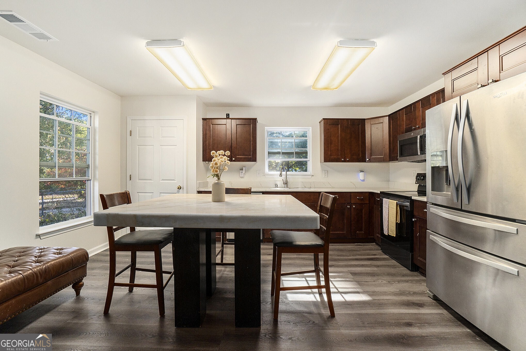 6084 S Gordon Road, Austell