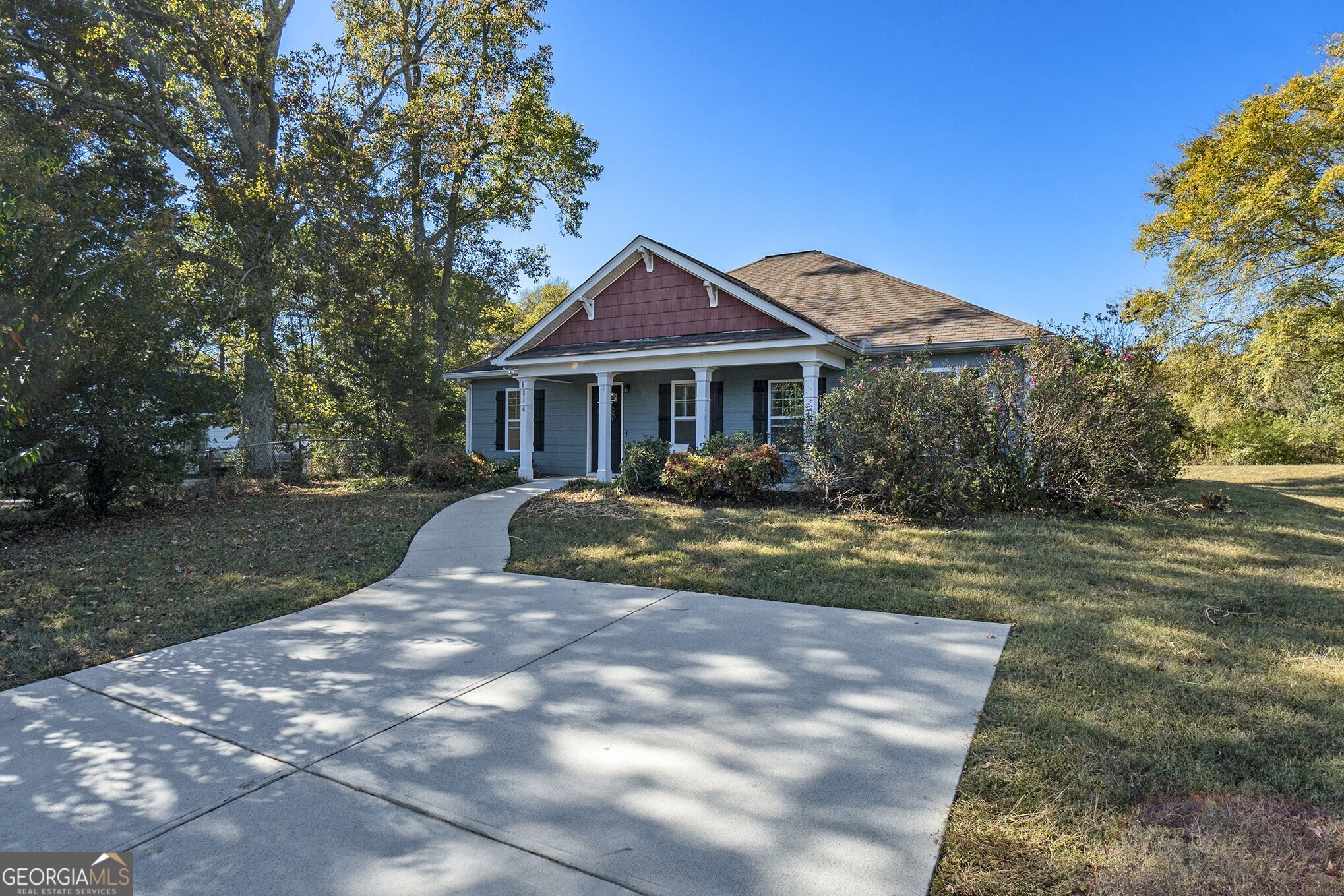 6084 S Gordon Road, Austell