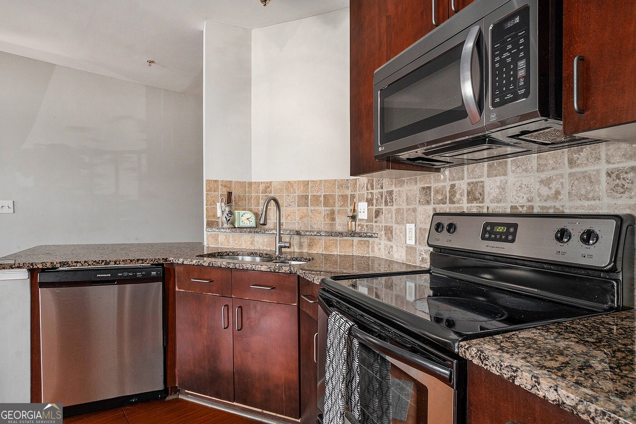 898 Oak Street SW # 3213, Atlanta Unit: 3213