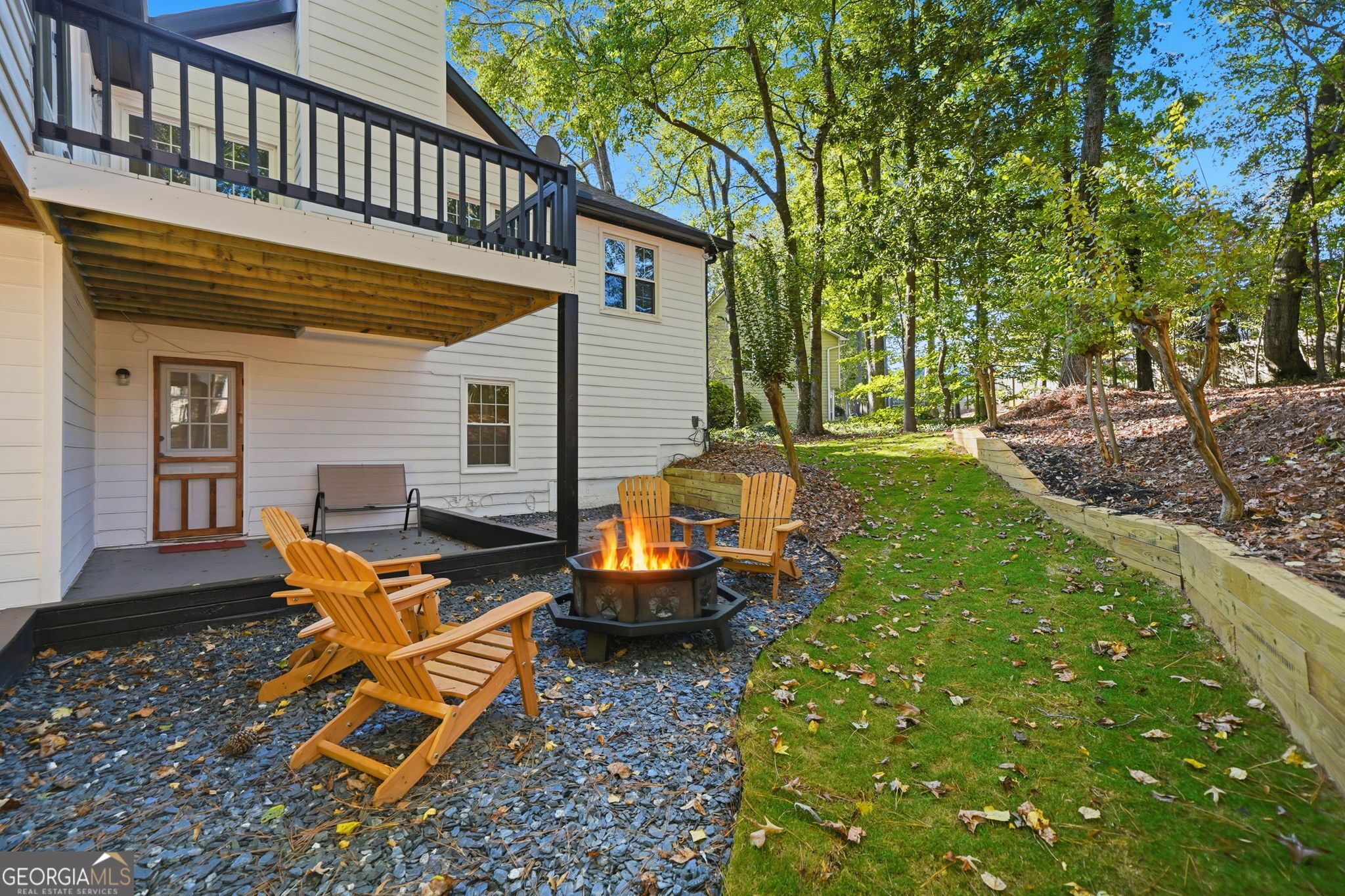 161 Red Oak Lane, Alpharetta