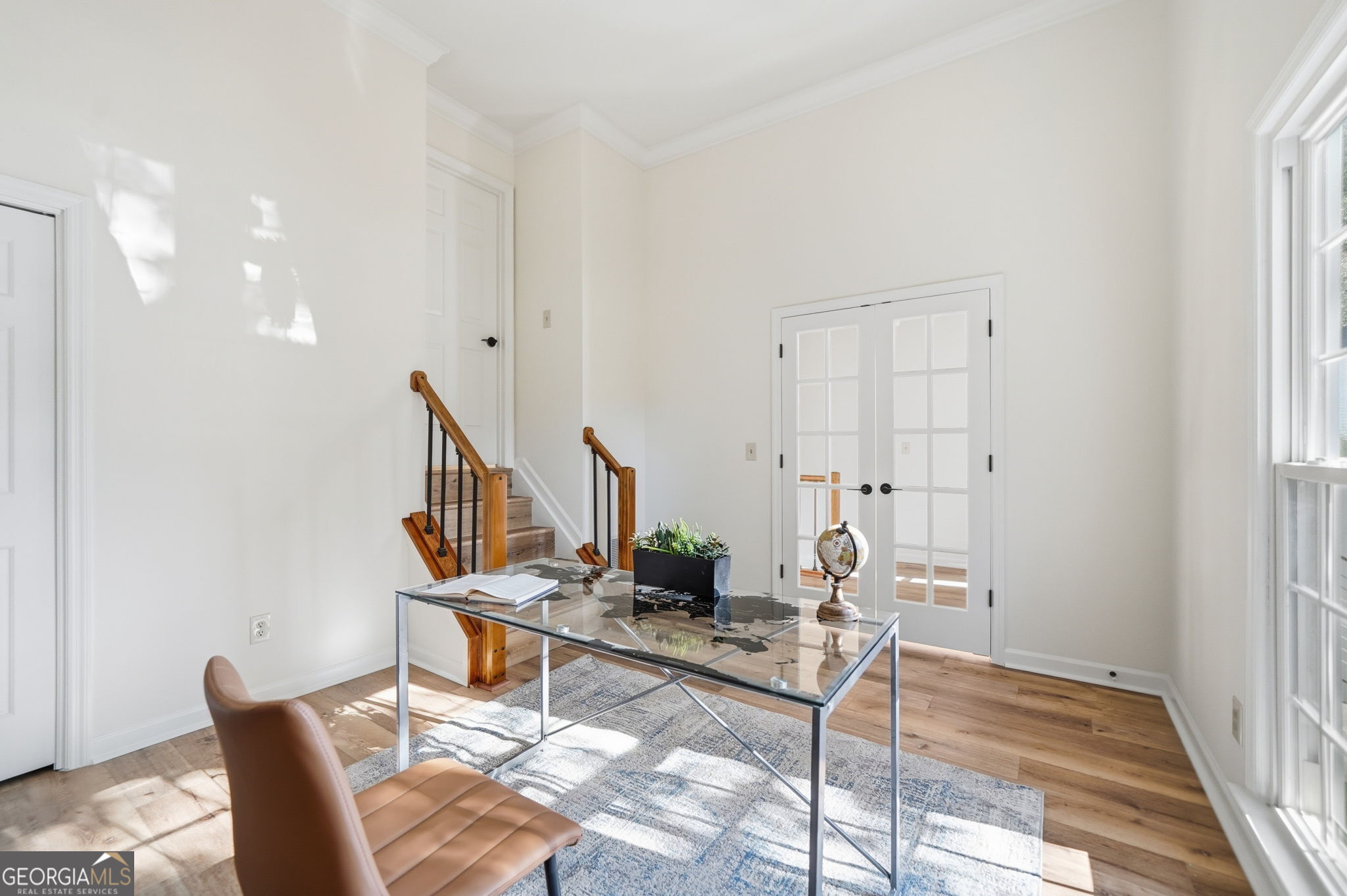 161 Red Oak Lane, Alpharetta