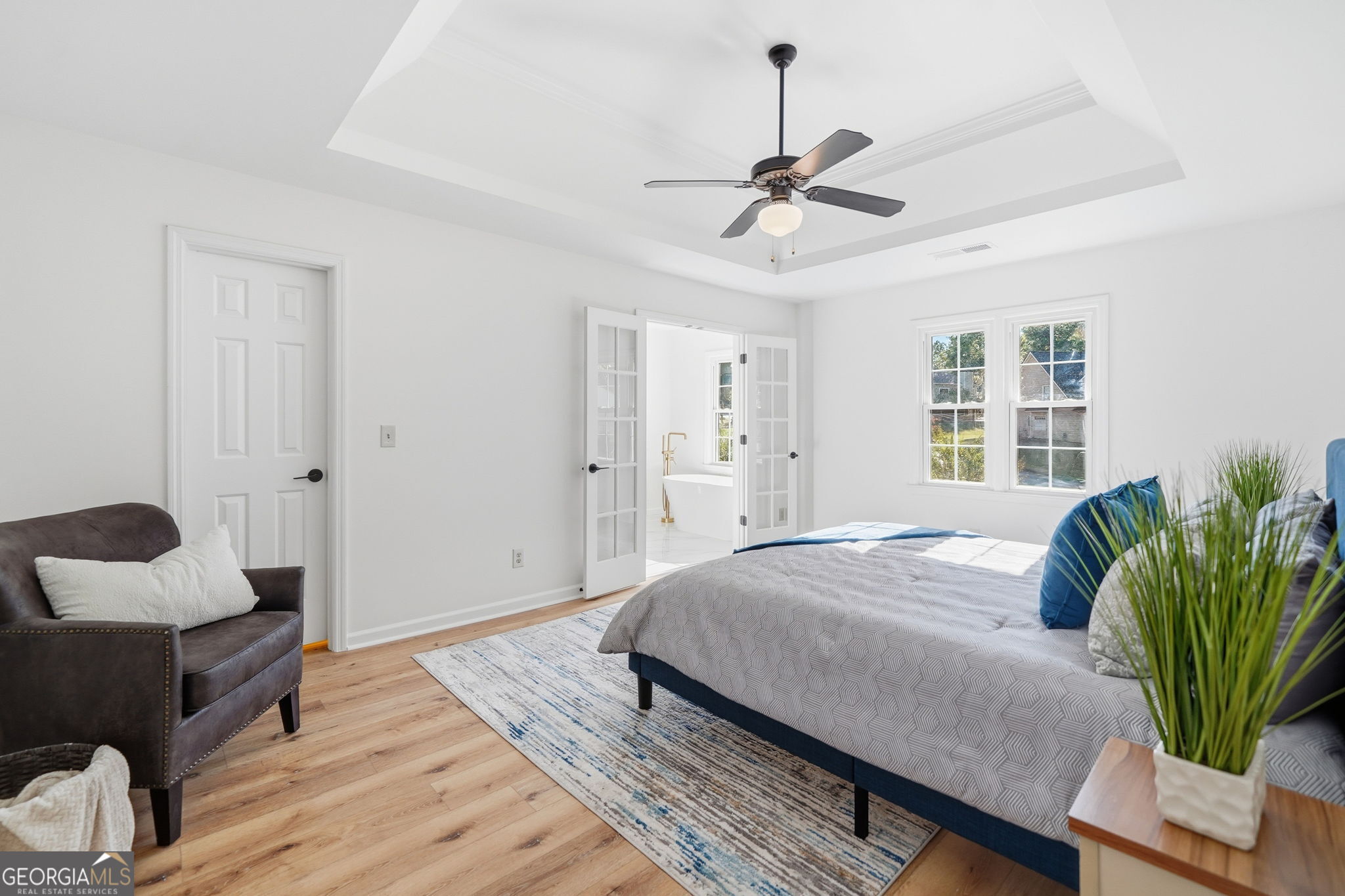 161 Red Oak Lane, Alpharetta