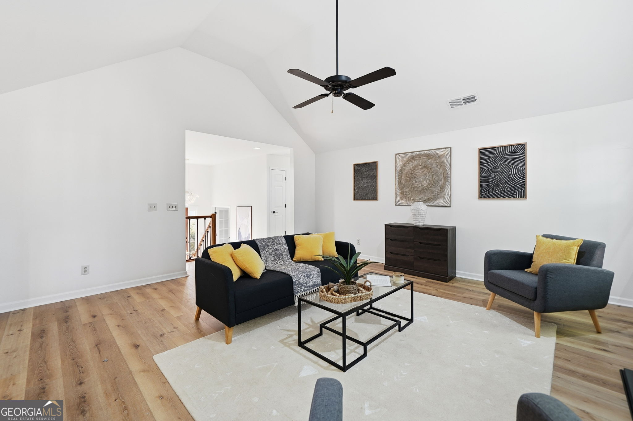 161 Red Oak Lane, Alpharetta