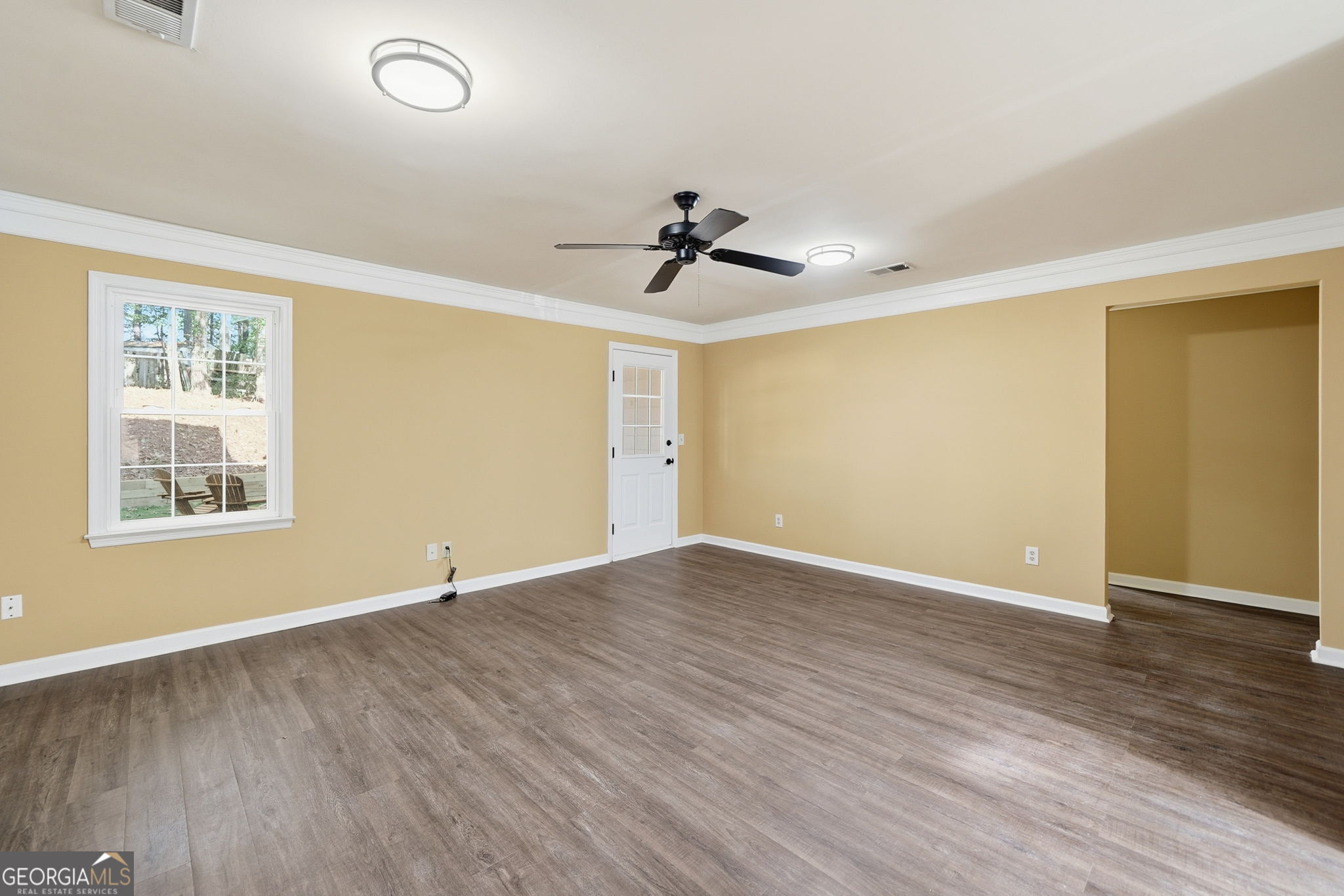 161 Red Oak Lane, Alpharetta