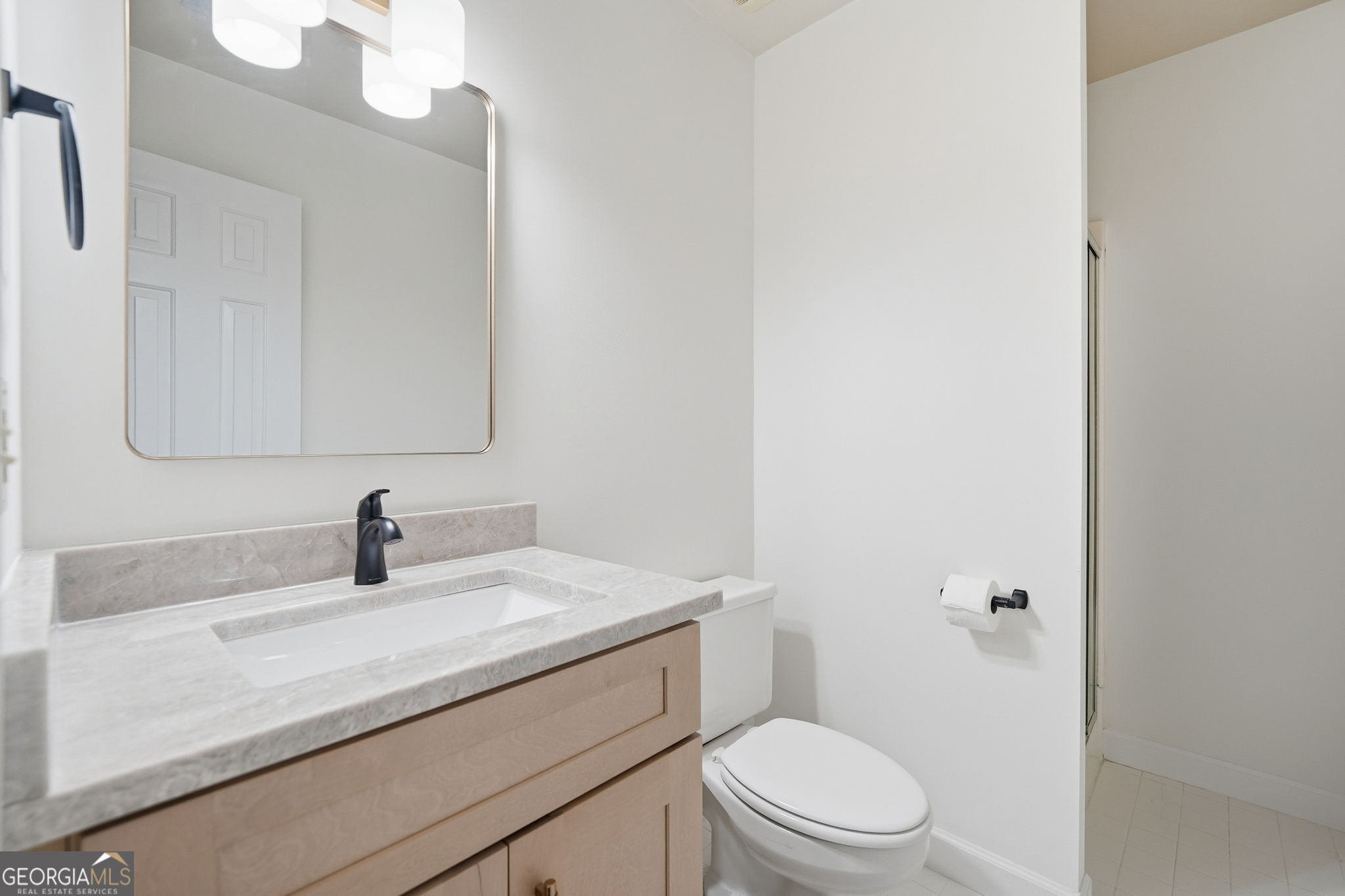 161 Red Oak Lane, Alpharetta