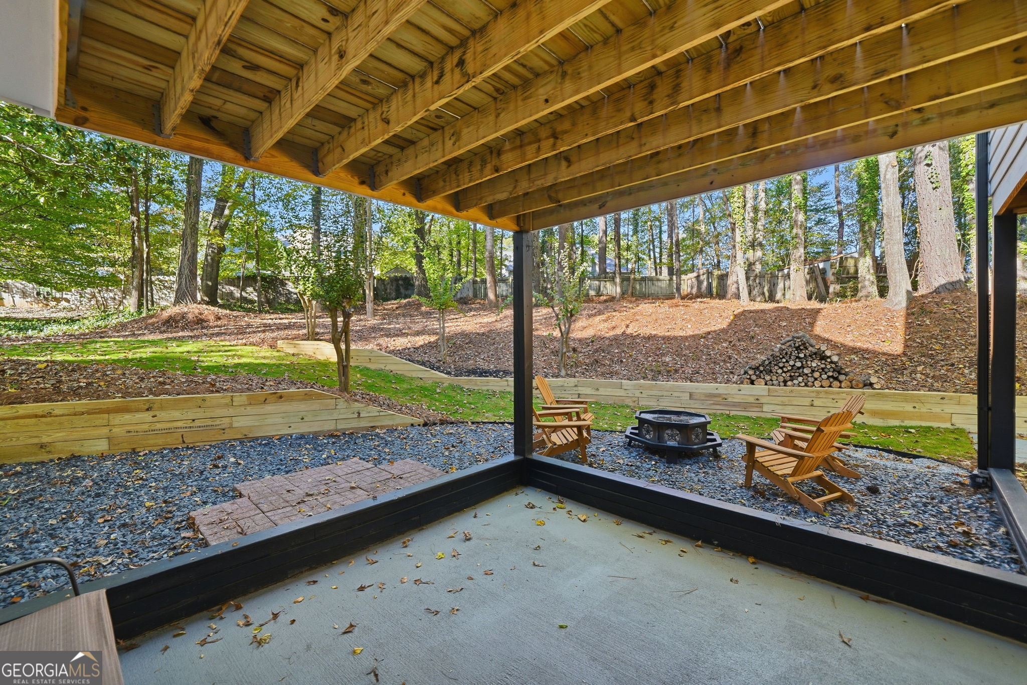 161 Red Oak Lane, Alpharetta