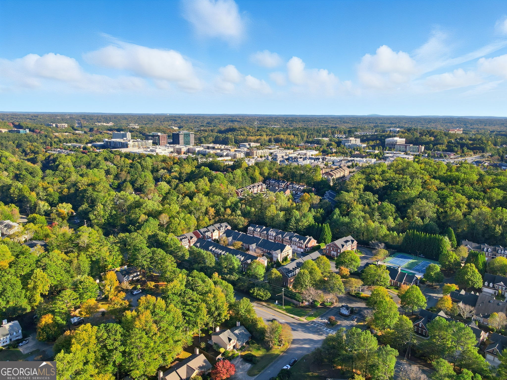 161 Red Oak Lane, Alpharetta