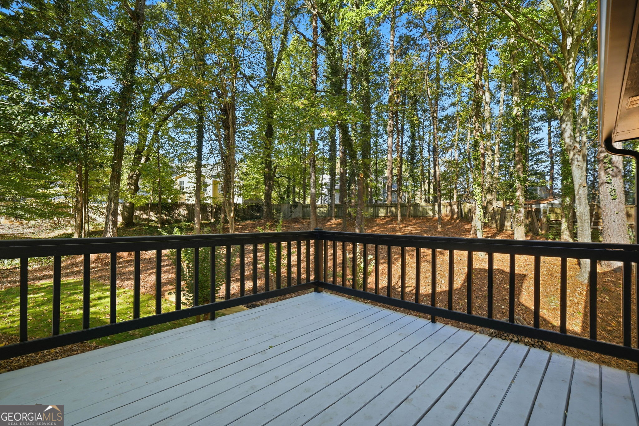 161 Red Oak Lane, Alpharetta