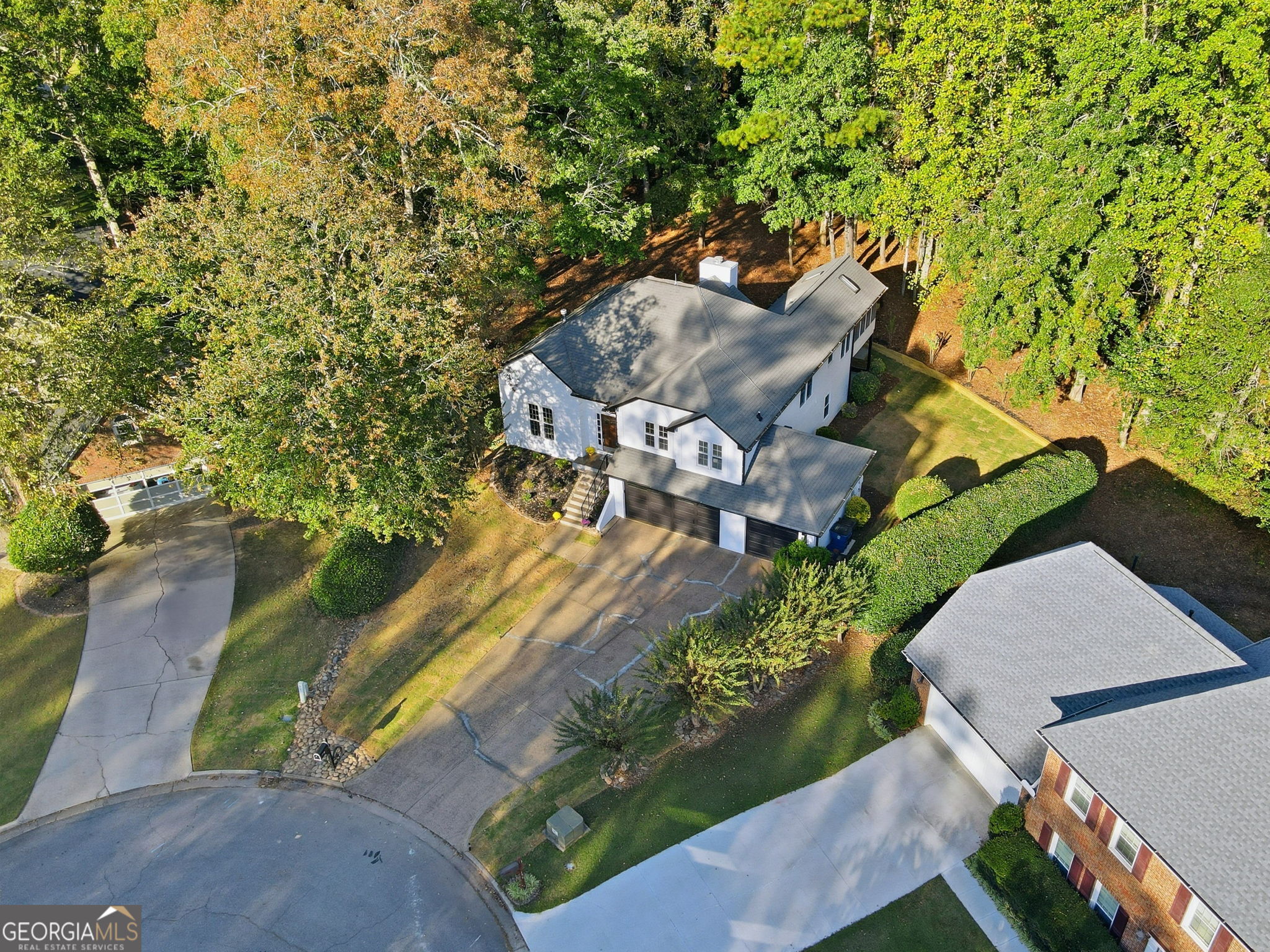 161 Red Oak Lane, Alpharetta