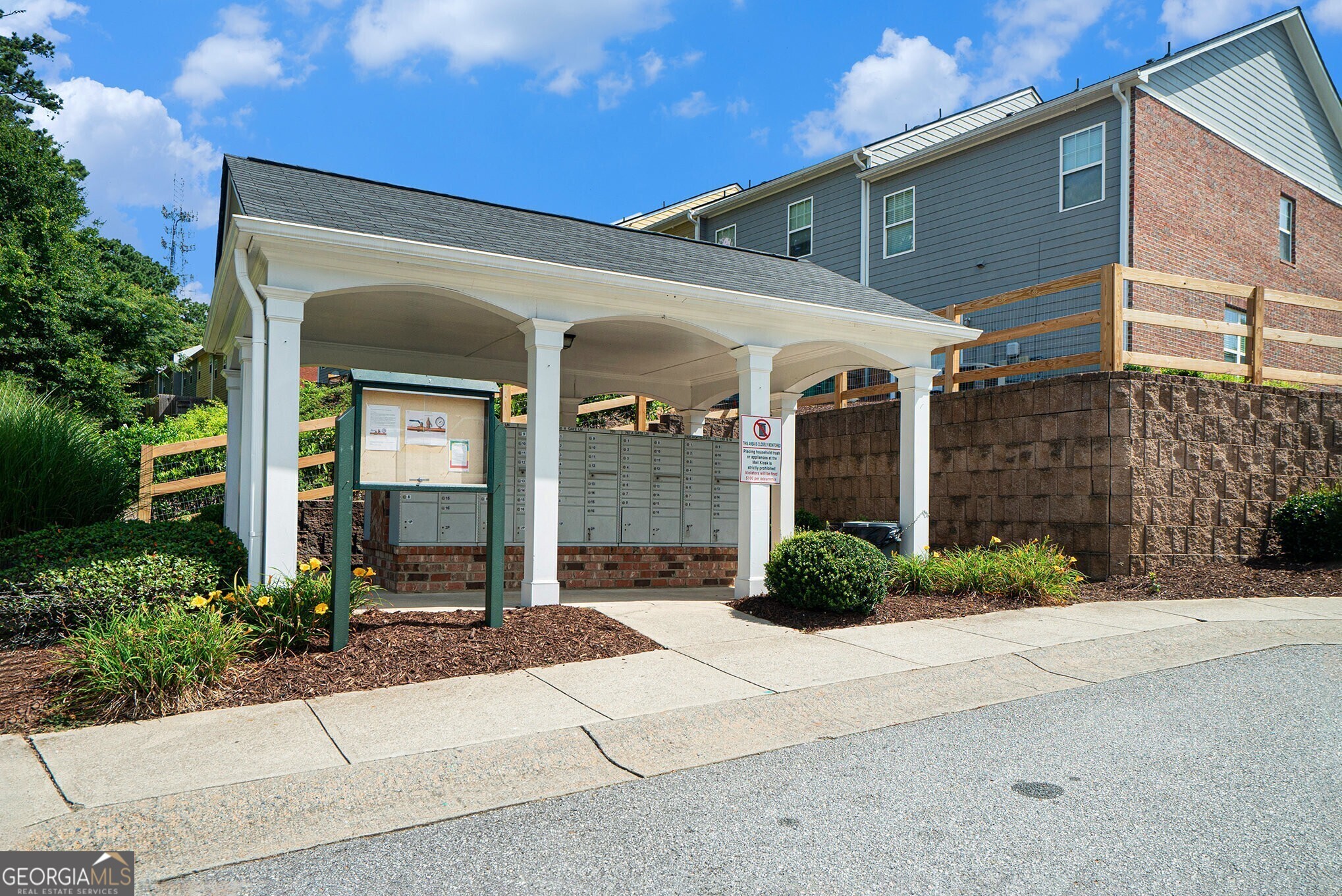 818 Arbor Gate, Lawrenceville