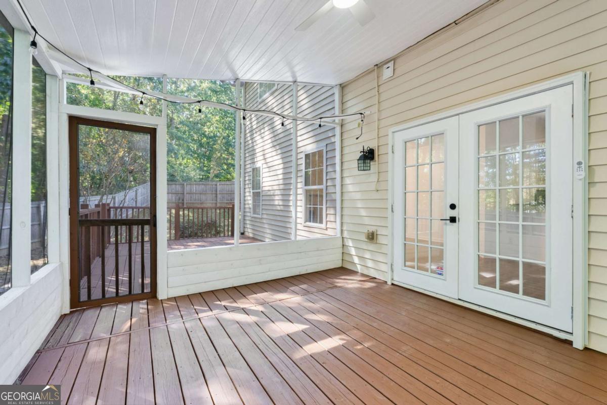 906 Wandering Vine Drive SE, Mableton
