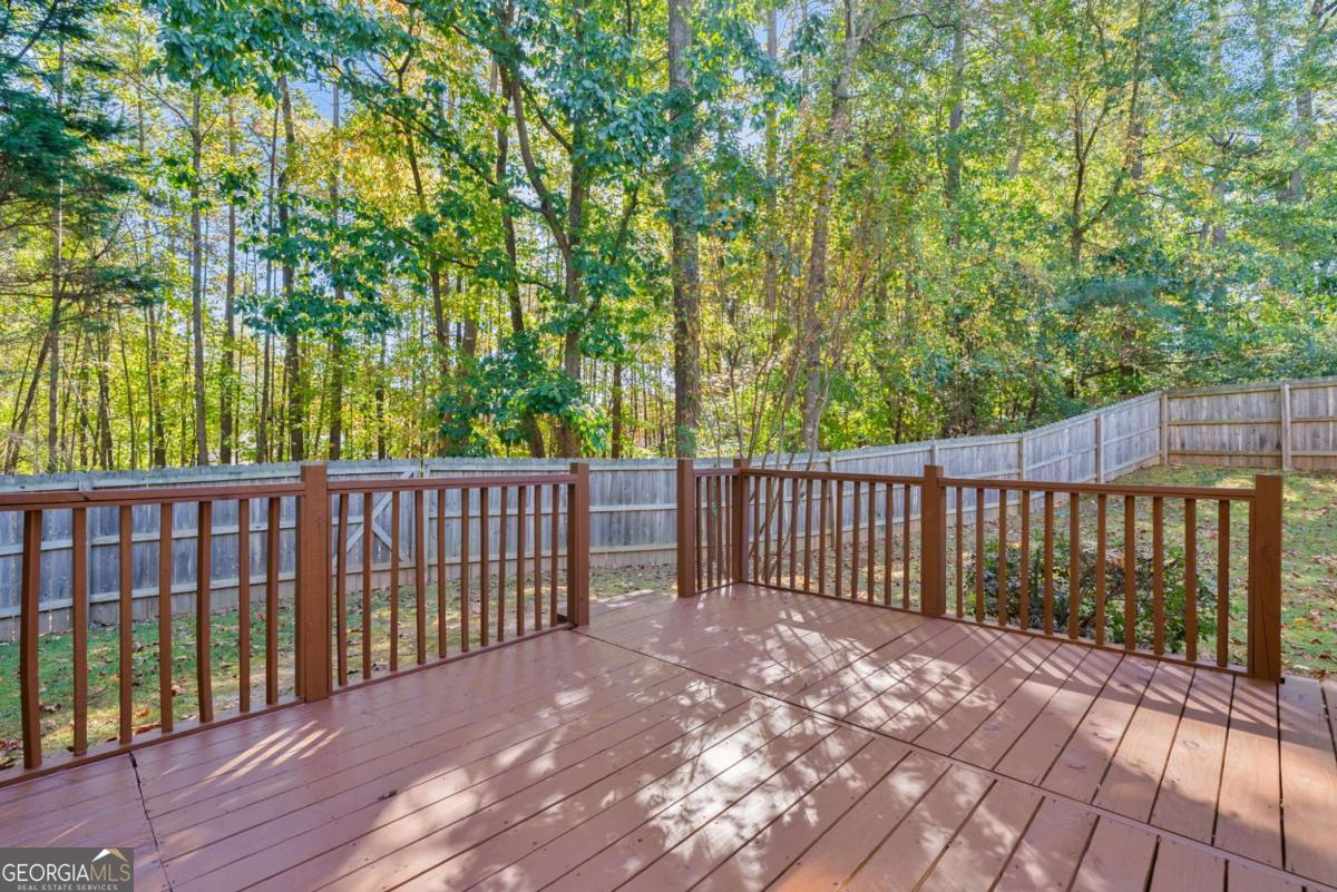 906 Wandering Vine Drive SE, Mableton