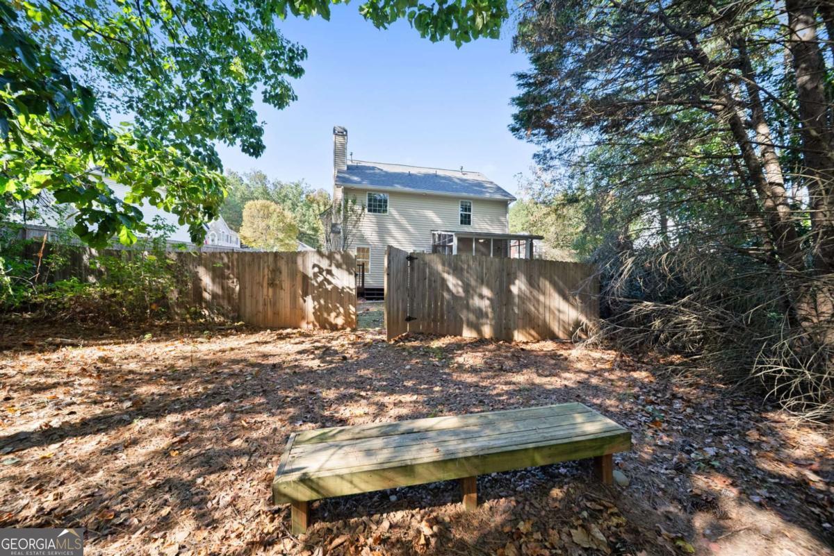 906 Wandering Vine Drive SE, Mableton