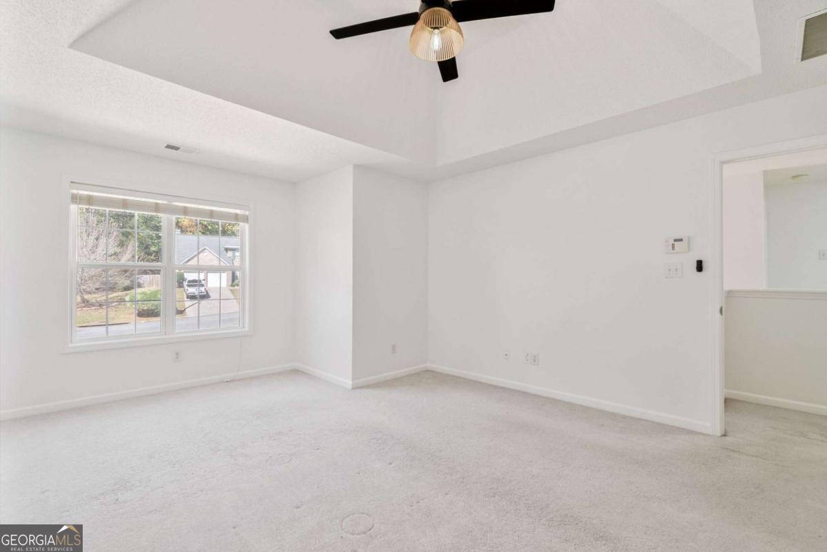 906 Wandering Vine Drive SE, Mableton