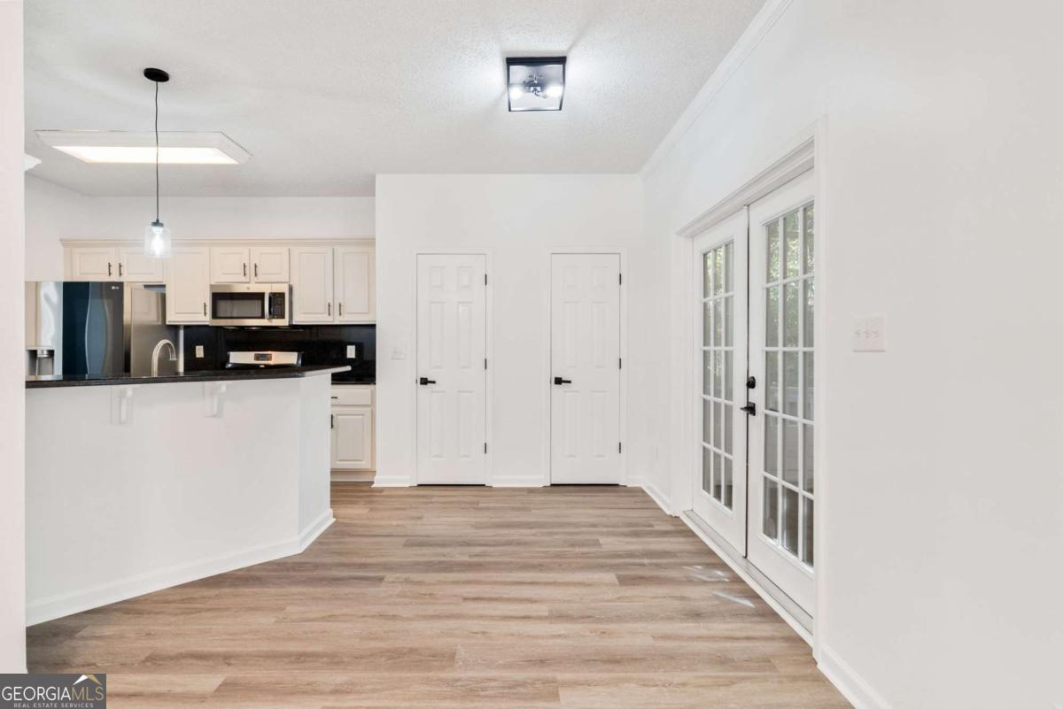 906 Wandering Vine Drive SE, Mableton