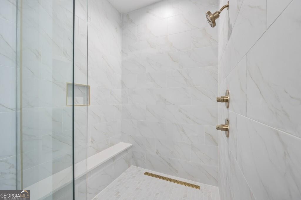 1301 Grayson Pointe Drive, Buckhead