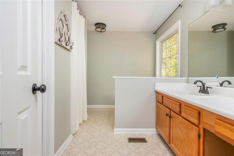 160 SUMMER LAKE, Dallas