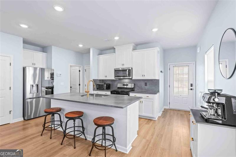 3615 Shore Wood, Lawrenceville