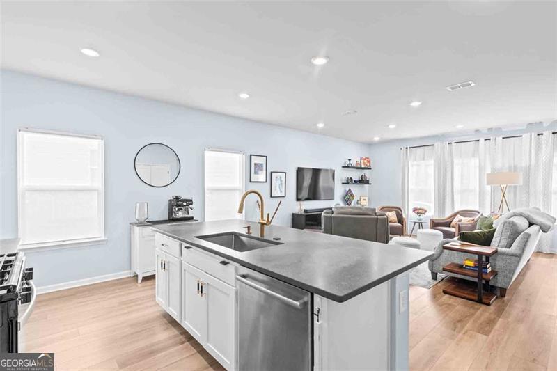 3615 Shore Wood, Lawrenceville