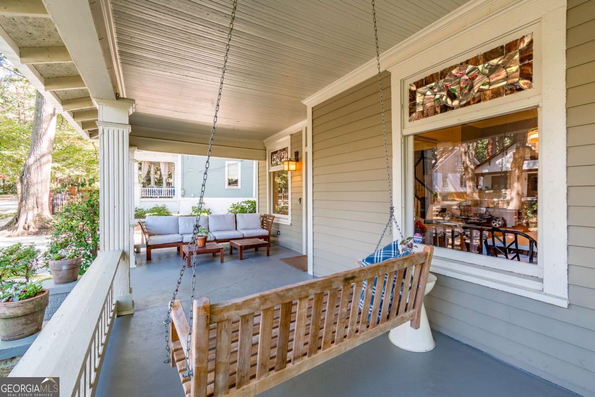 495 Greenwood Avenue NE