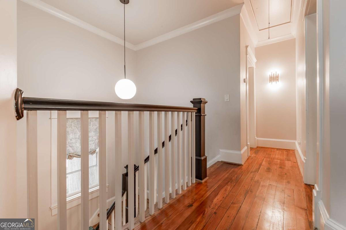 495 Greenwood Avenue NE