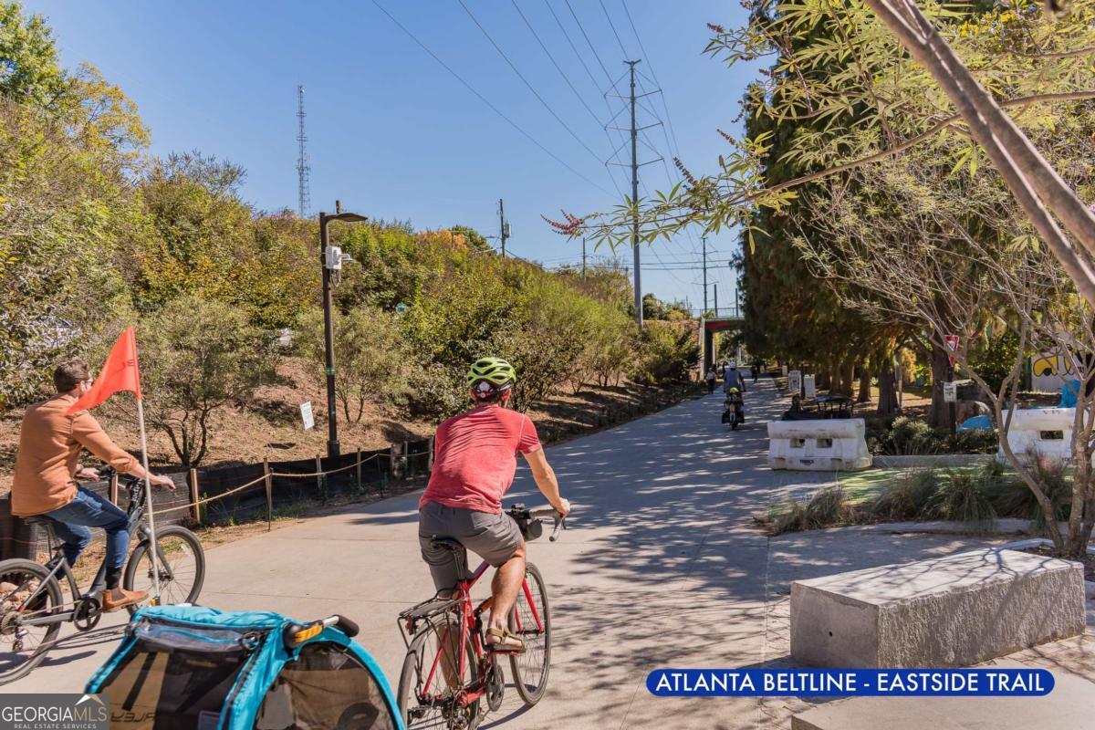 495 Greenwood Avenue NE