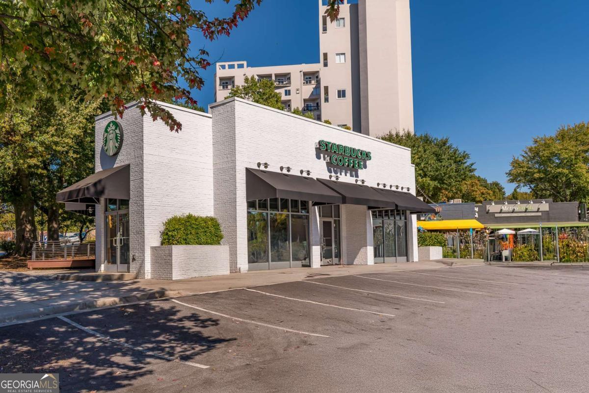 495 Greenwood Avenue NE