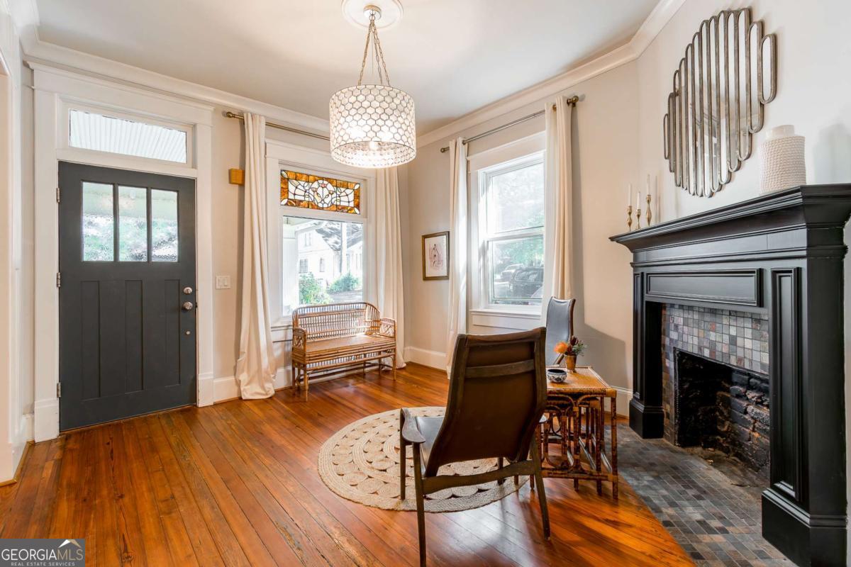 495 Greenwood Avenue NE