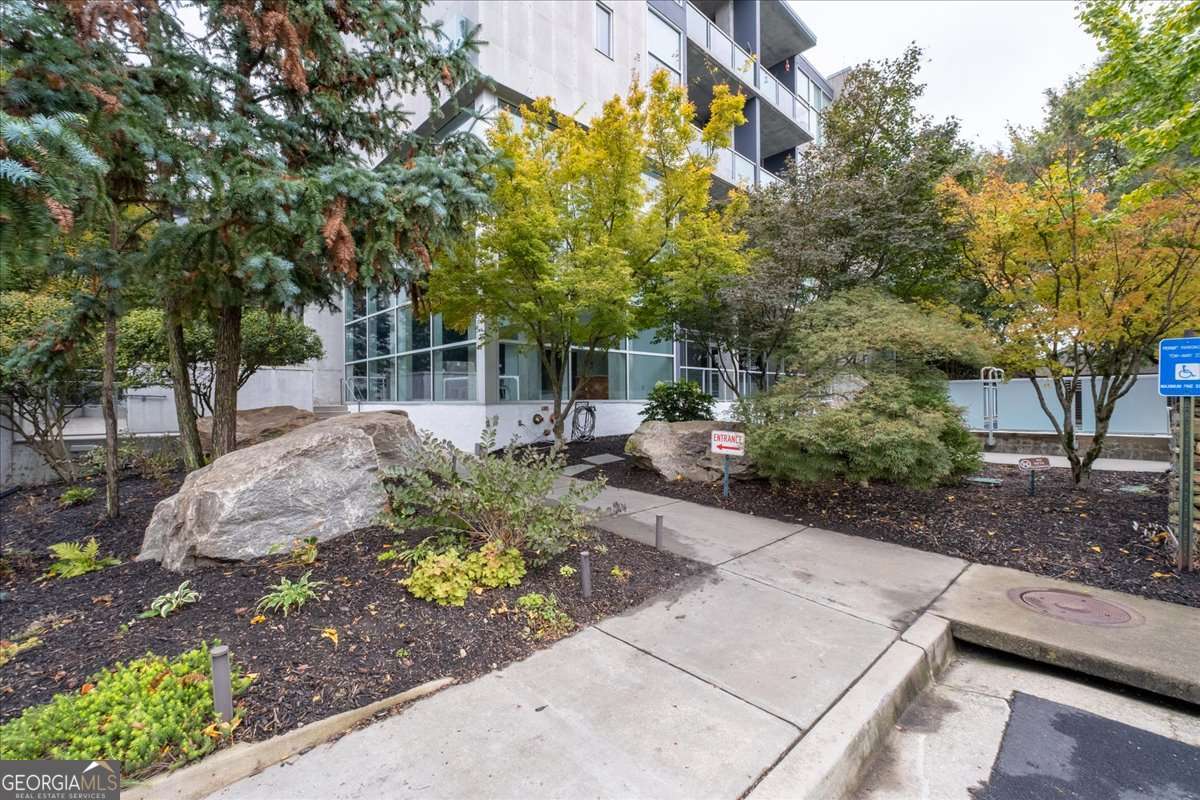 130 Arizona Avenue NE # 415