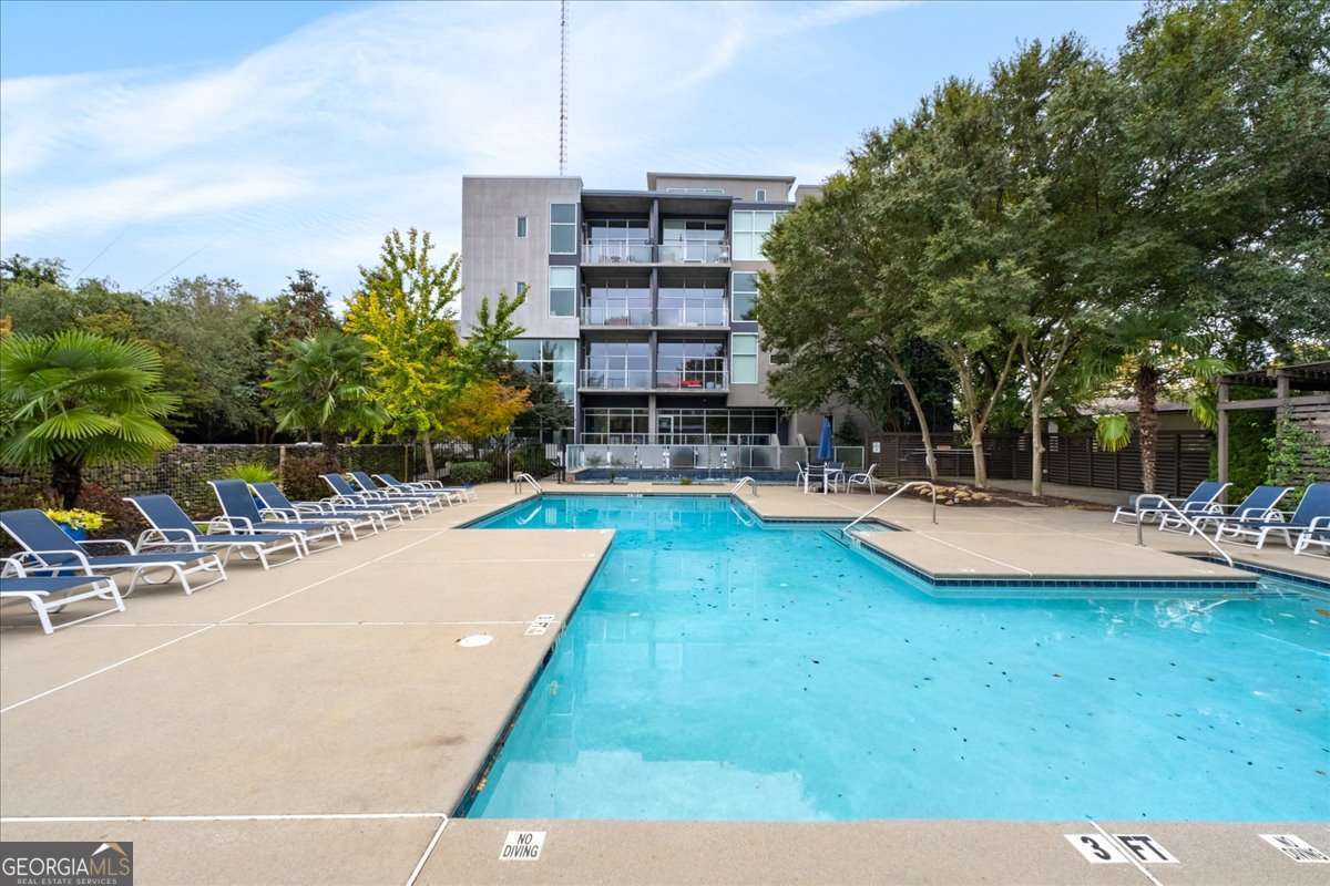 130 Arizona Avenue NE # 415