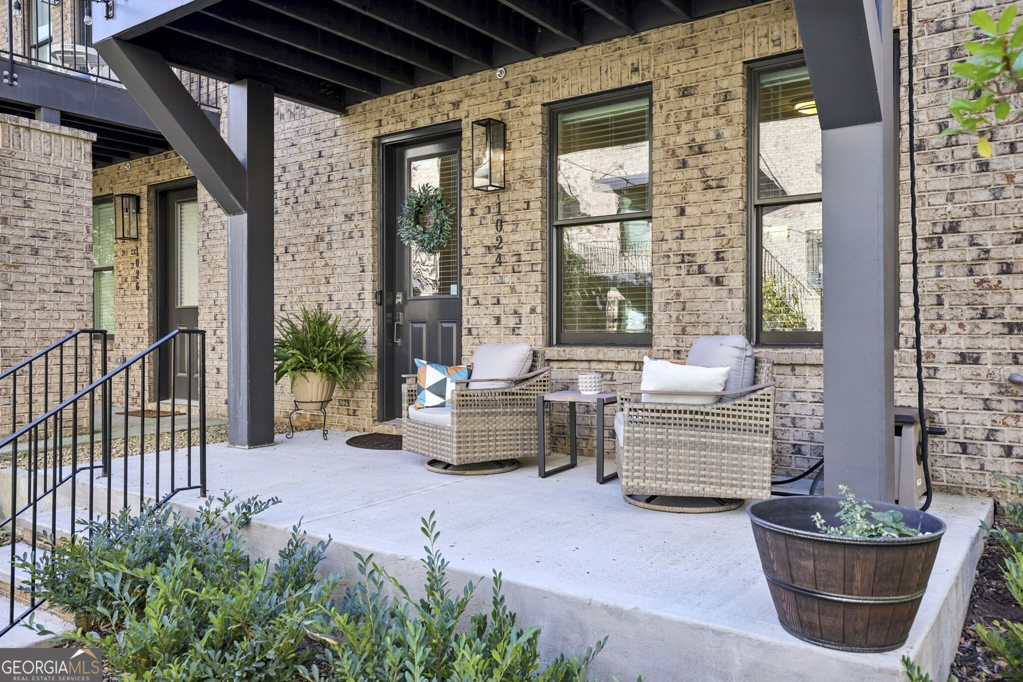 1024 Robert Smalls Way