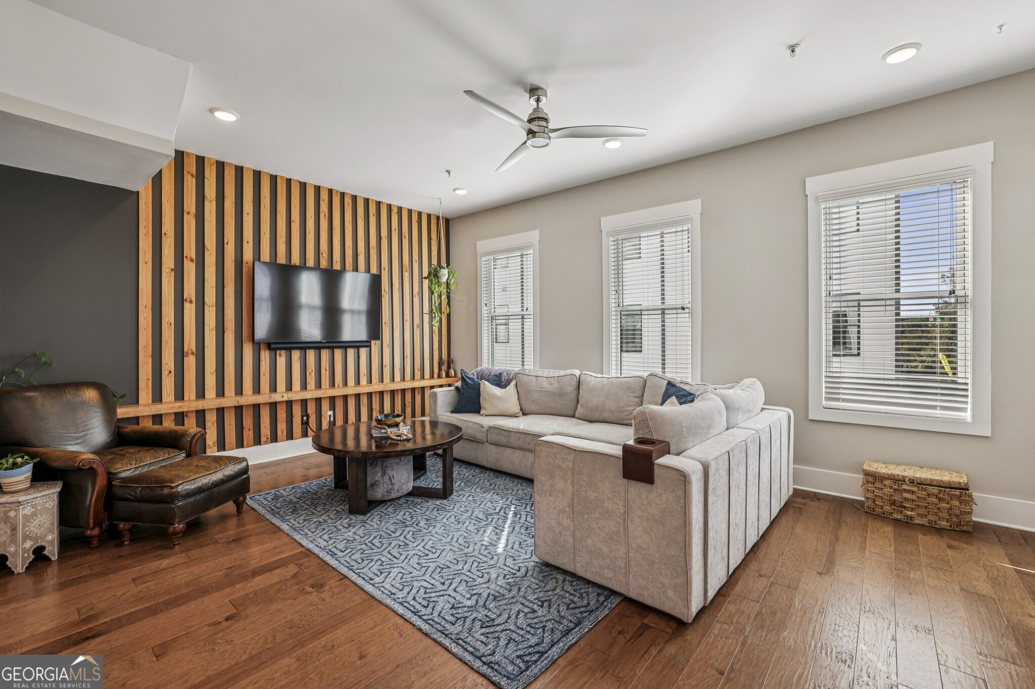 1024 Robert Smalls Way