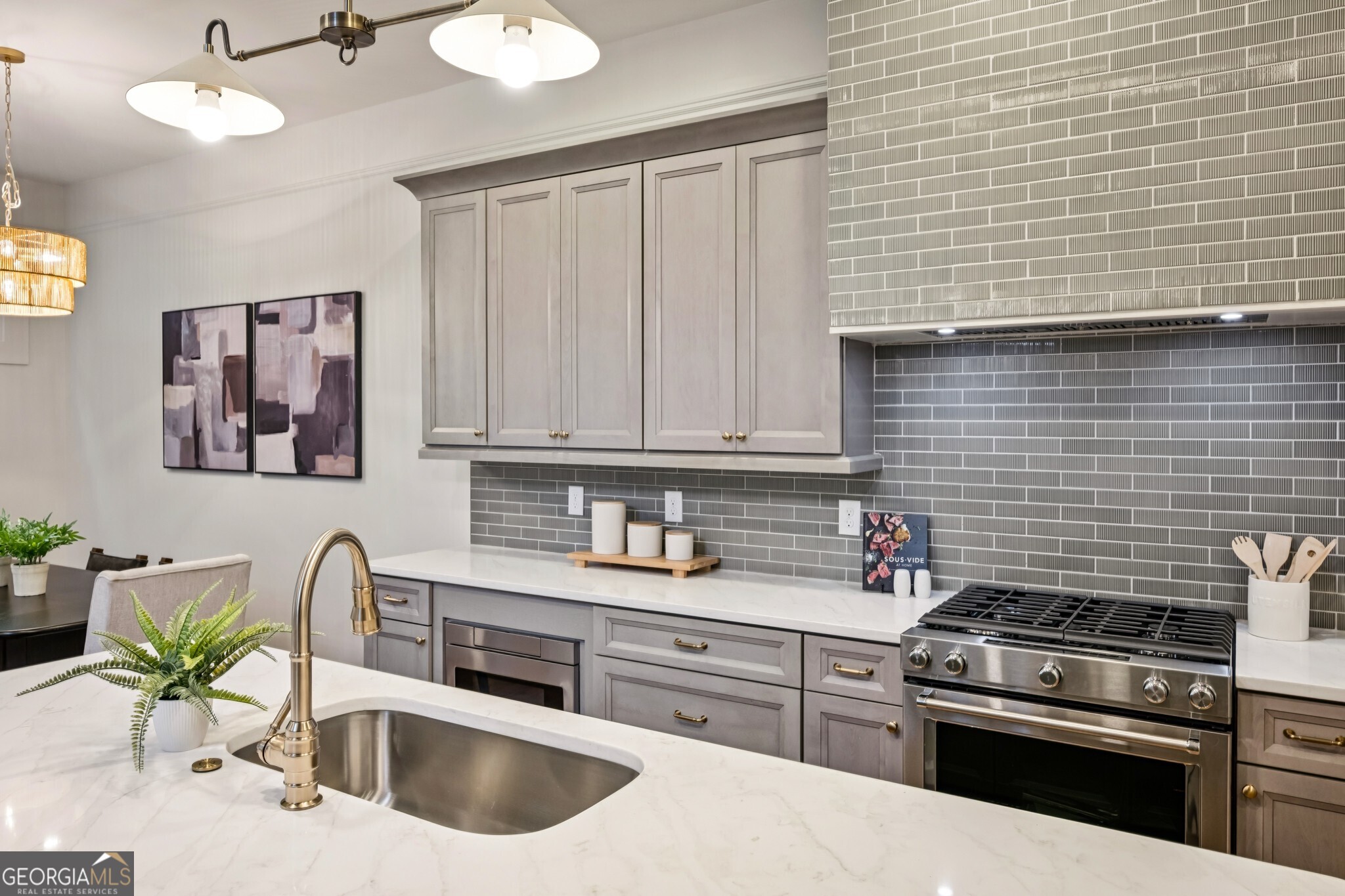 541 Oakland Avenue SE # A