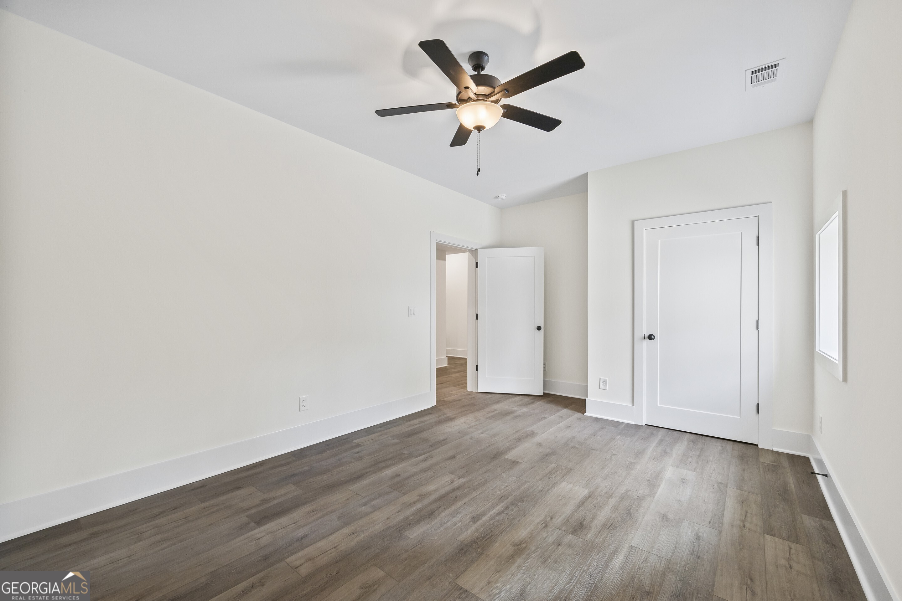 611 Foster Park Lane