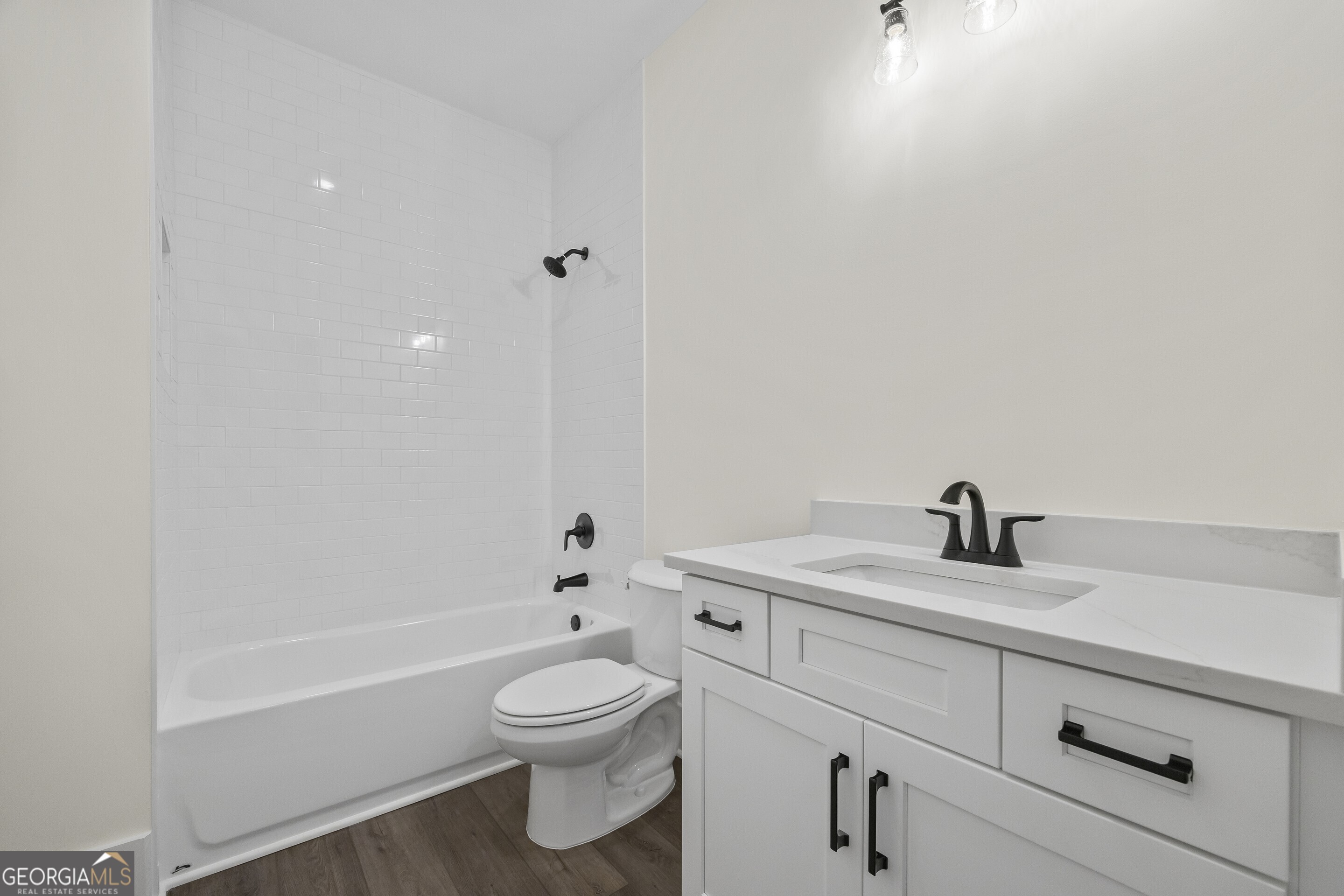 611 Foster Park Lane